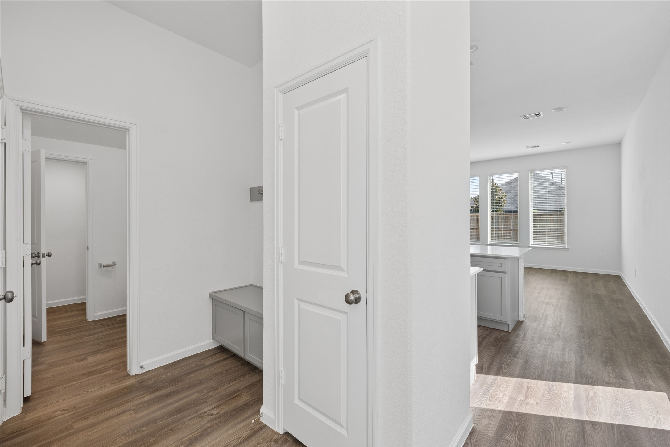 661 Royal Arch Drive Property Photo 10