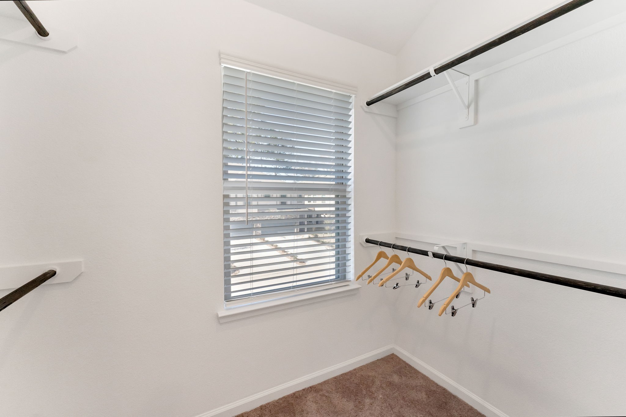661 Royal Arch Drive Property Photo 19