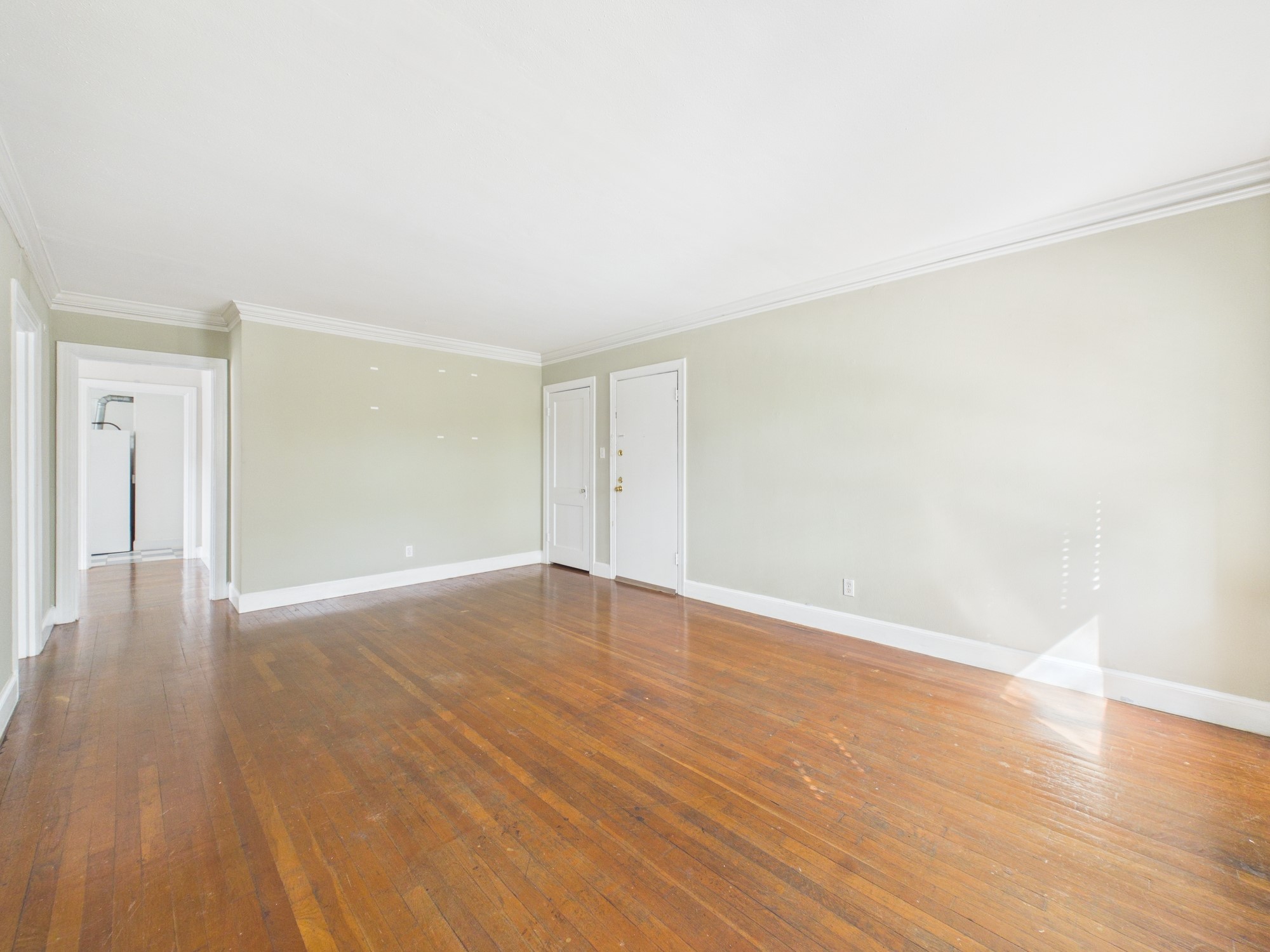 1920 Richmond Avenue 4 Property Photo 4