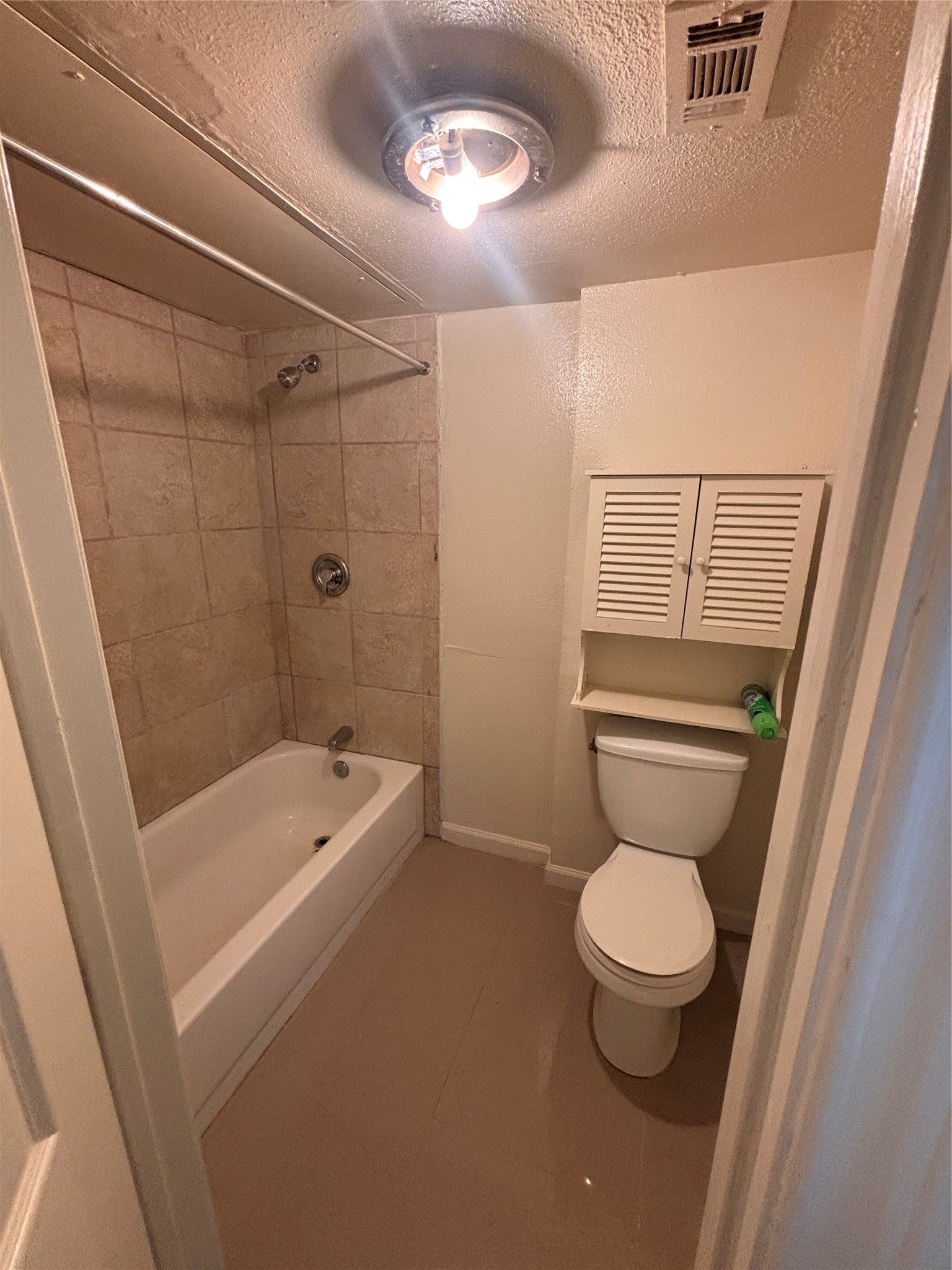 2110 Wilcrest Drive 123 Property Photo 21