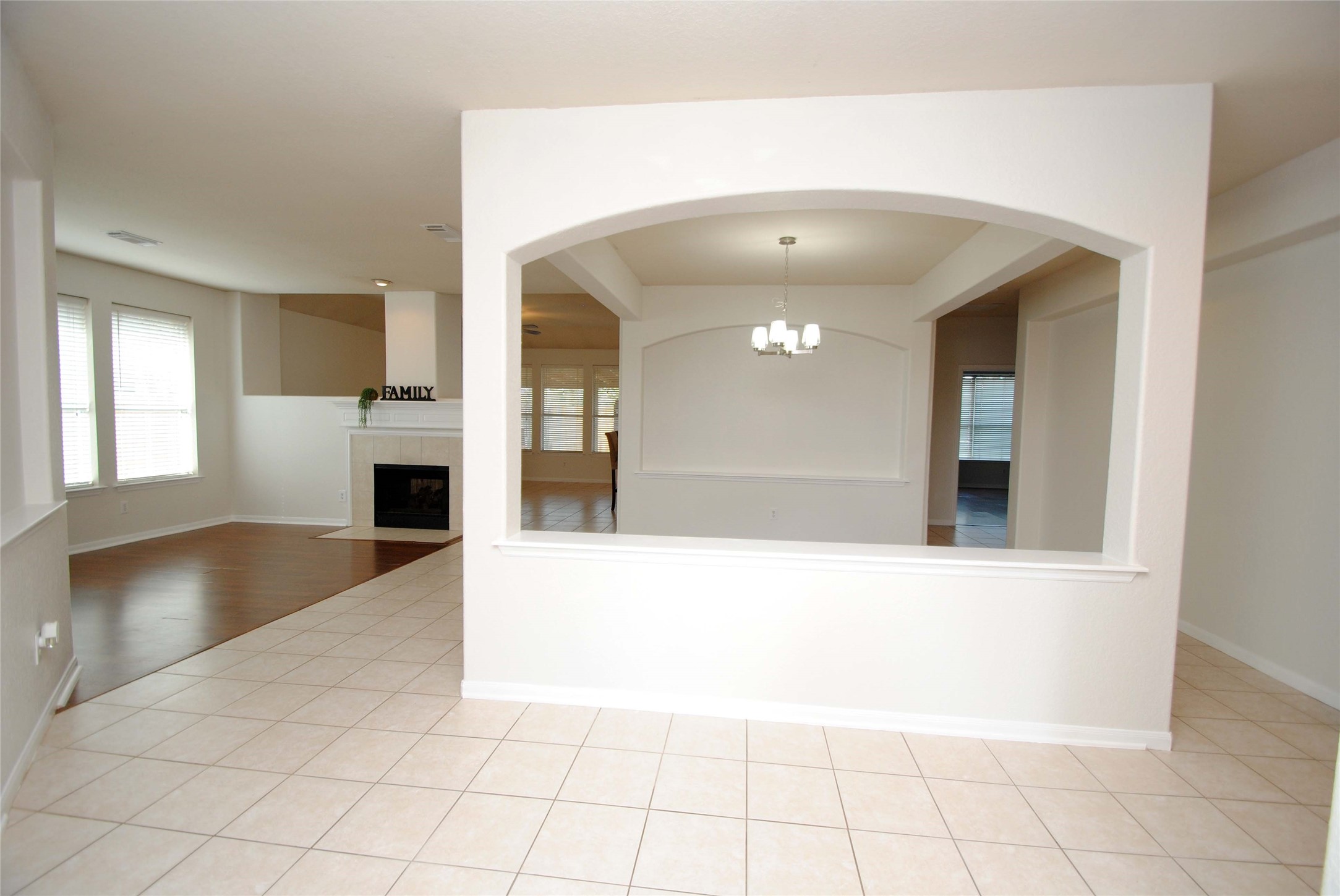 10519 Village Lake Drive Property Photo 6