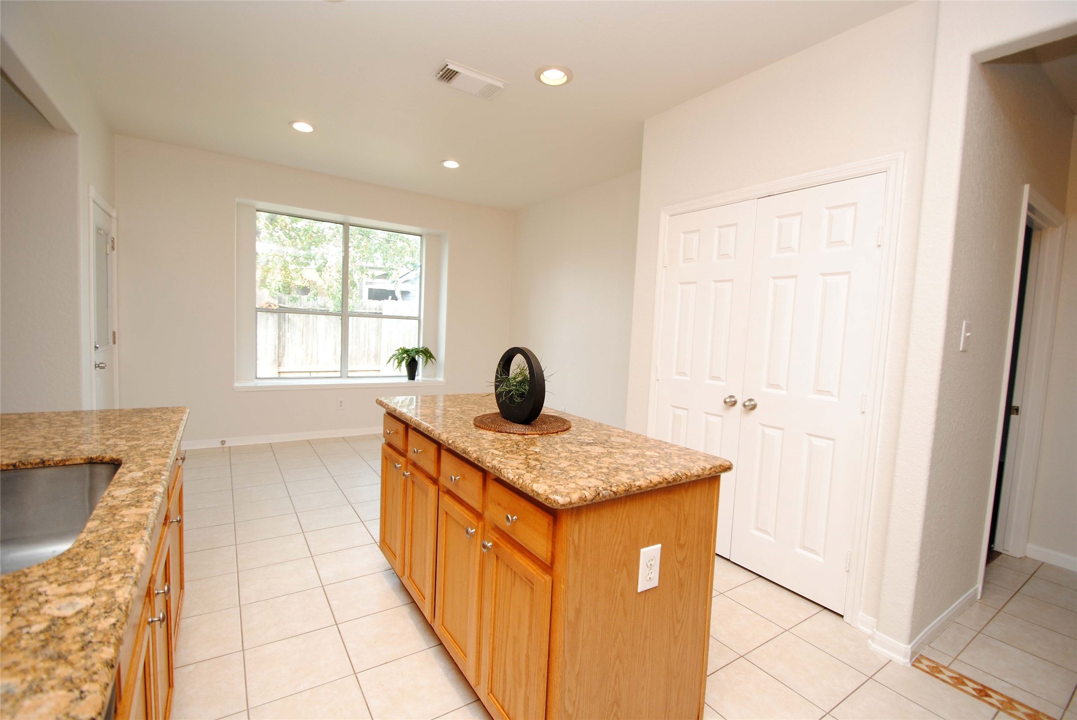10519 Village Lake Drive Property Photo 19