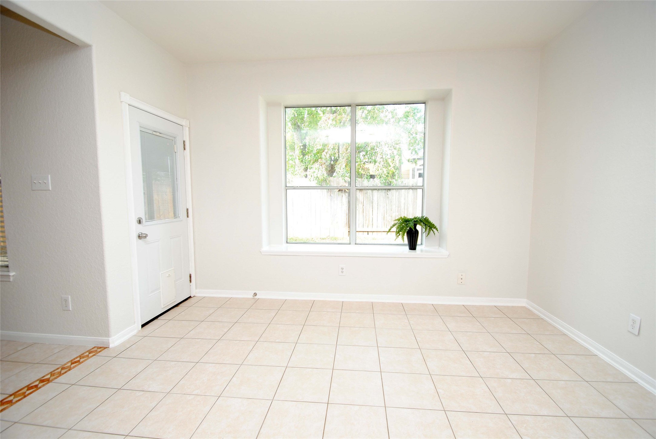 10519 Village Lake Drive Property Photo 24