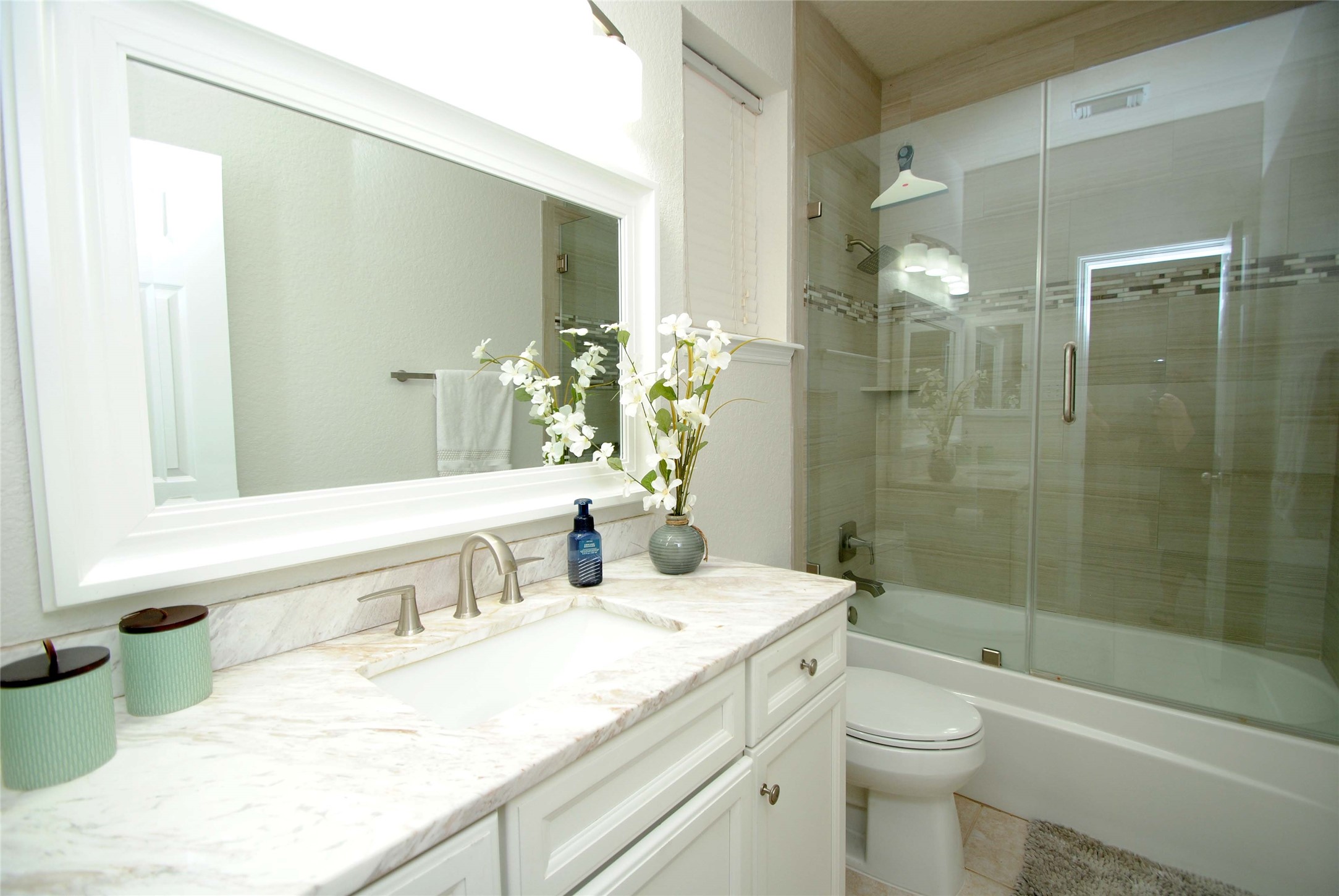 10519 Village Lake Drive Property Photo 35