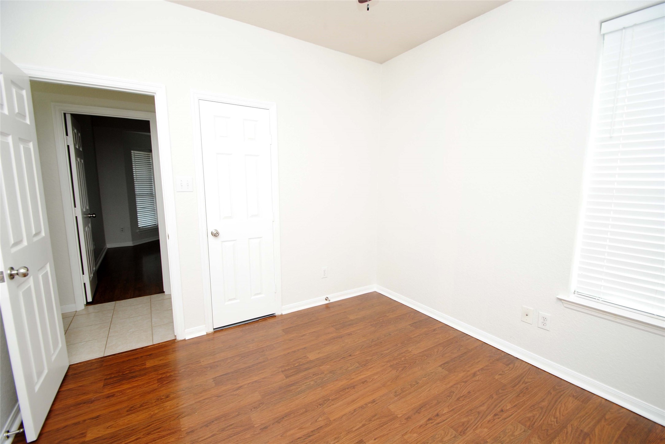 10519 Village Lake Drive Property Photo 39