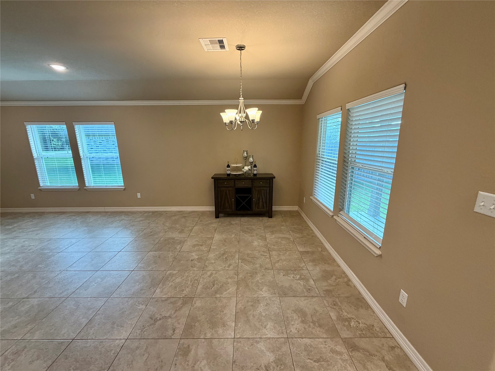 62 Nelson Court Property Photo 10