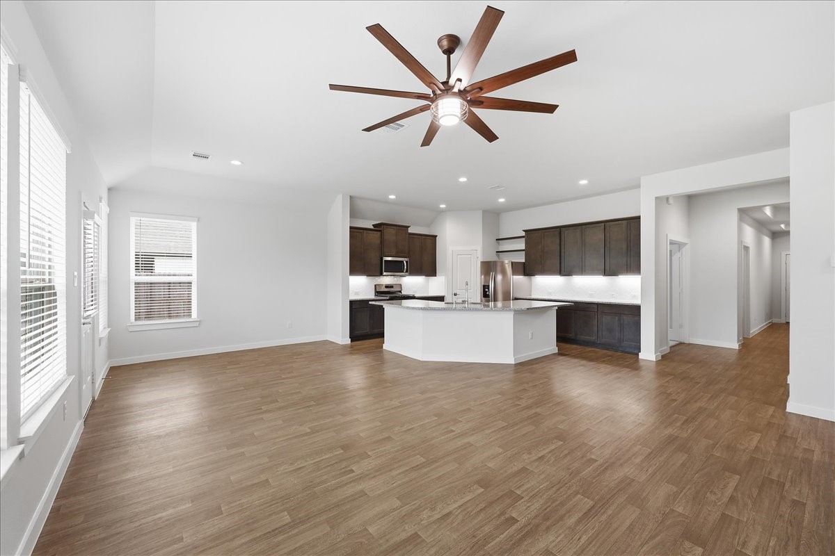 11210 Youngquist Drive Property Photo 3