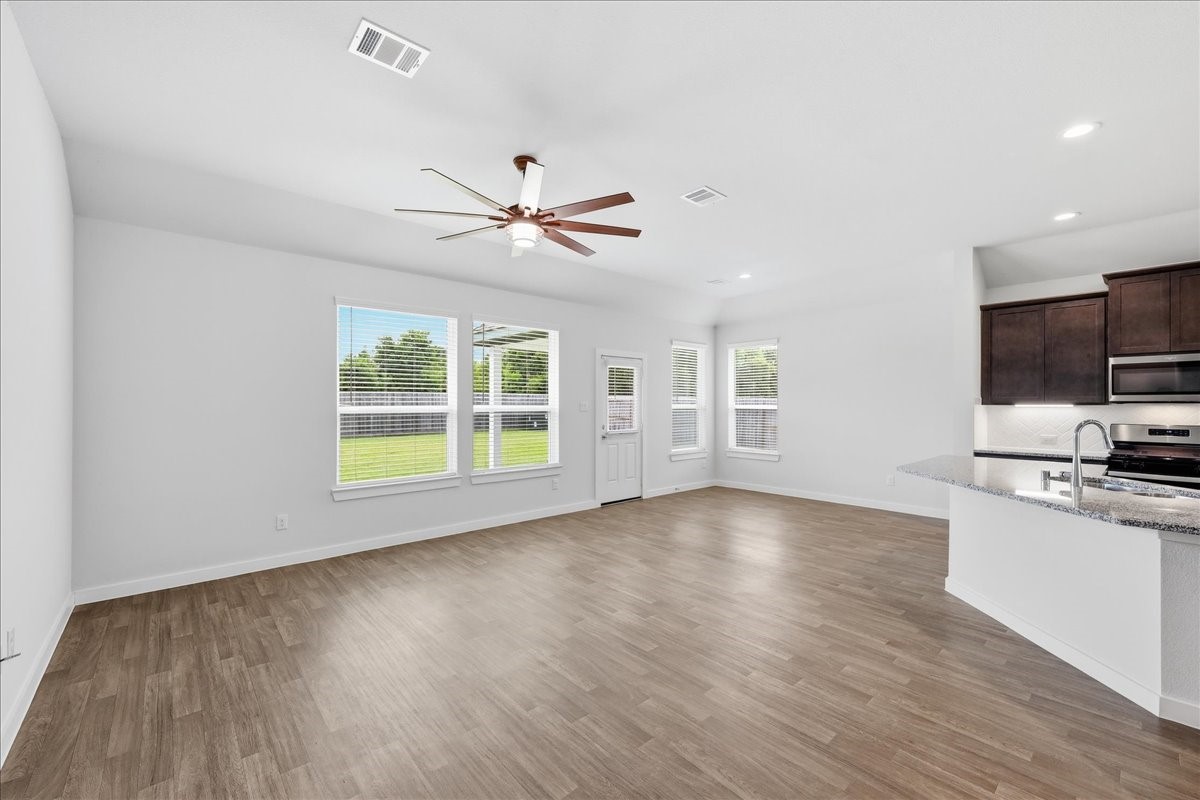 11210 Youngquist Drive Property Photo 11