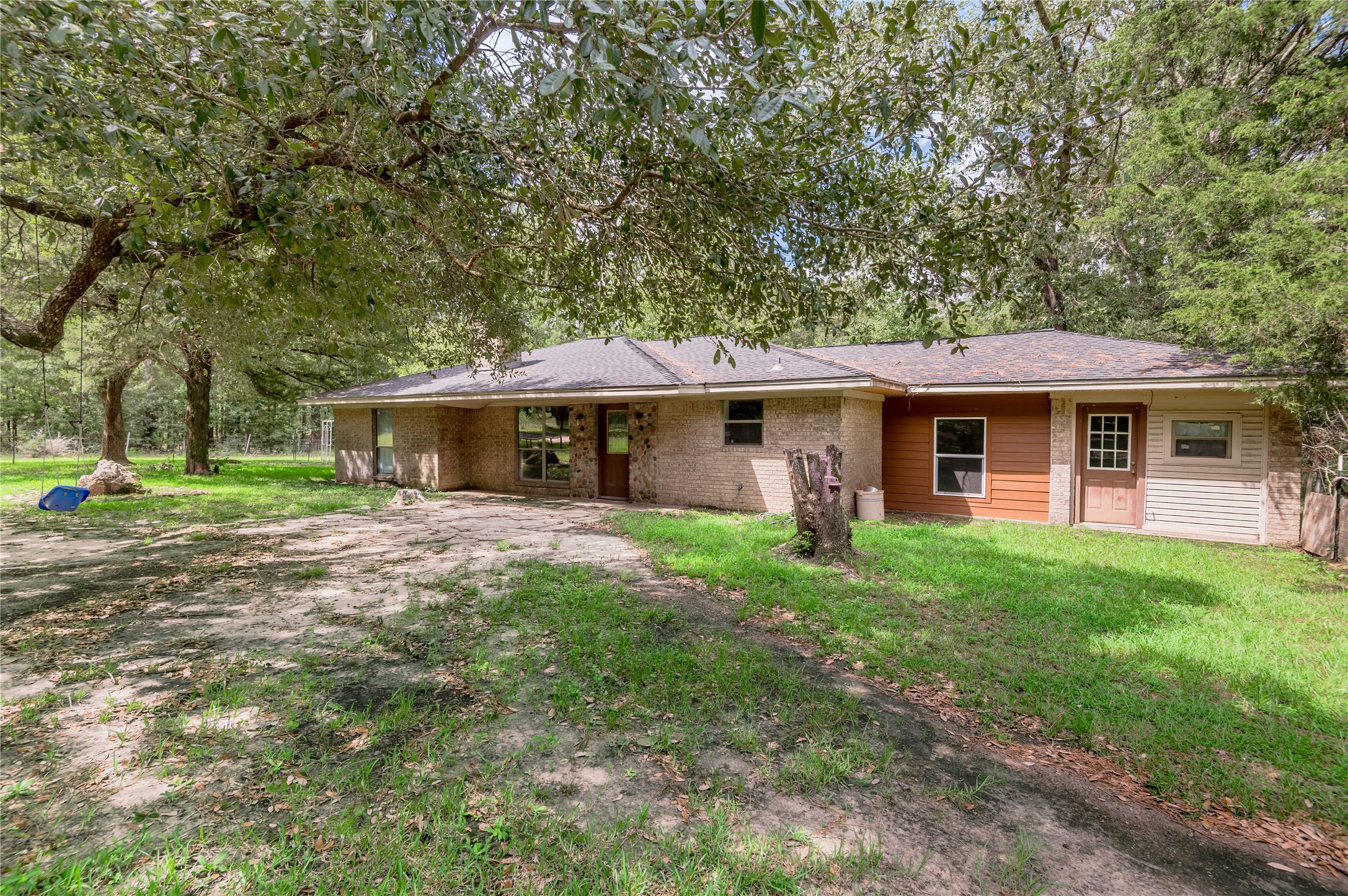 347 Shelby Property Photo 2
