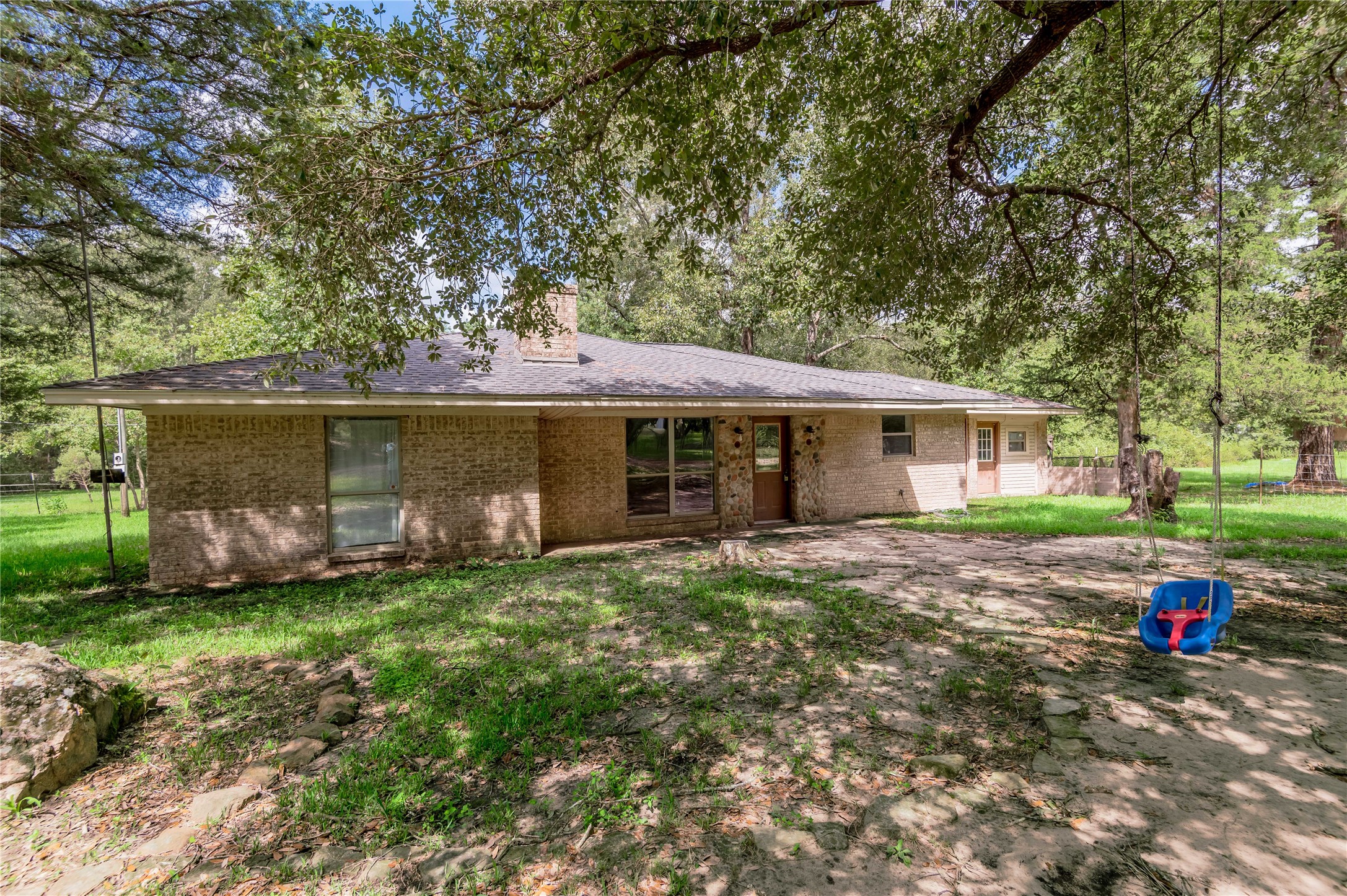 347 Shelby Property Photo 4