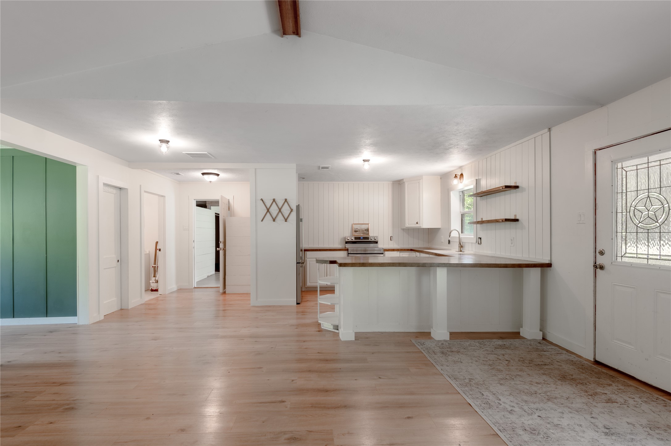 347 Shelby Property Photo 12