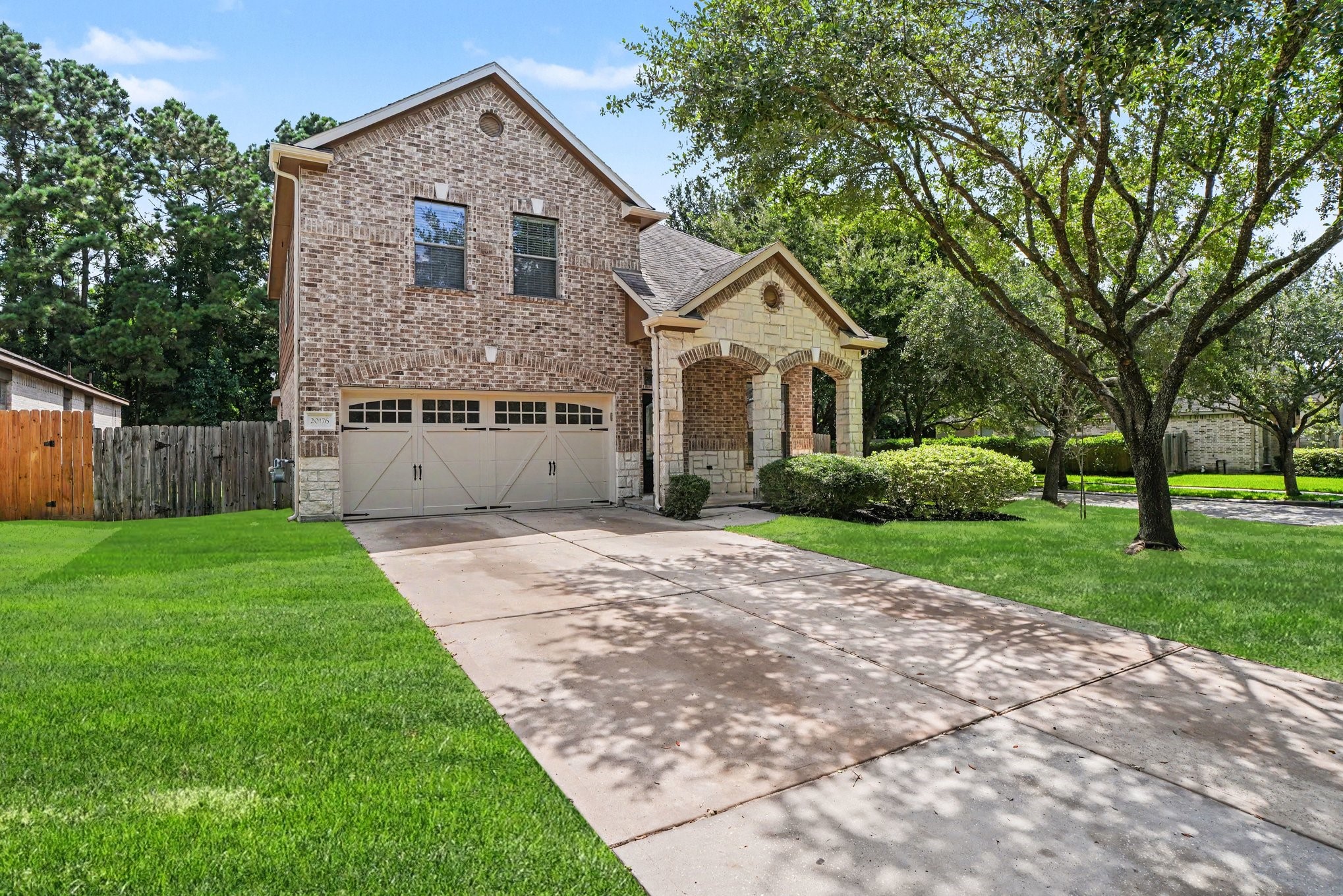 20176 Bitter Root Drive Property Photo 1