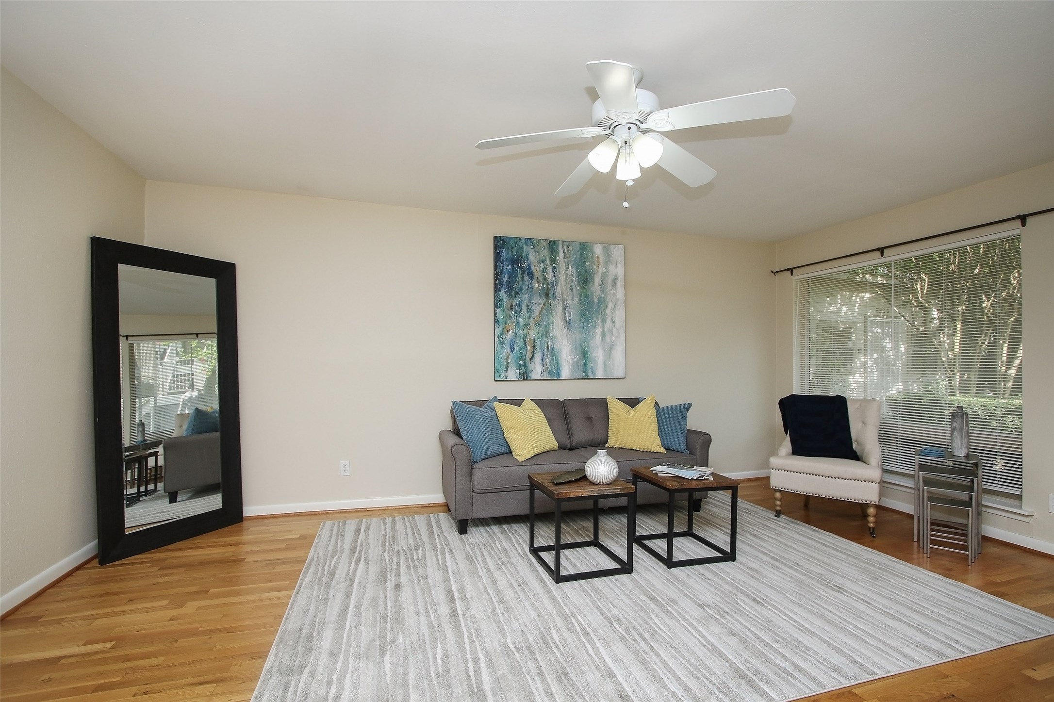 2212 Morse 4 Property Photo 6