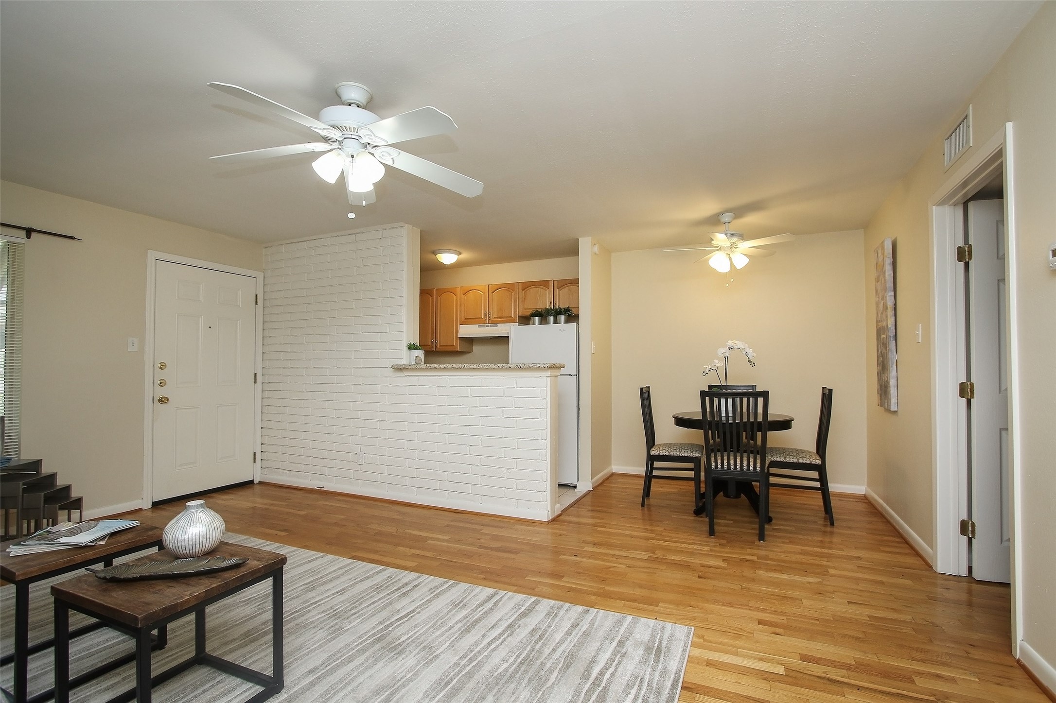 2212 Morse 4 Property Photo 11