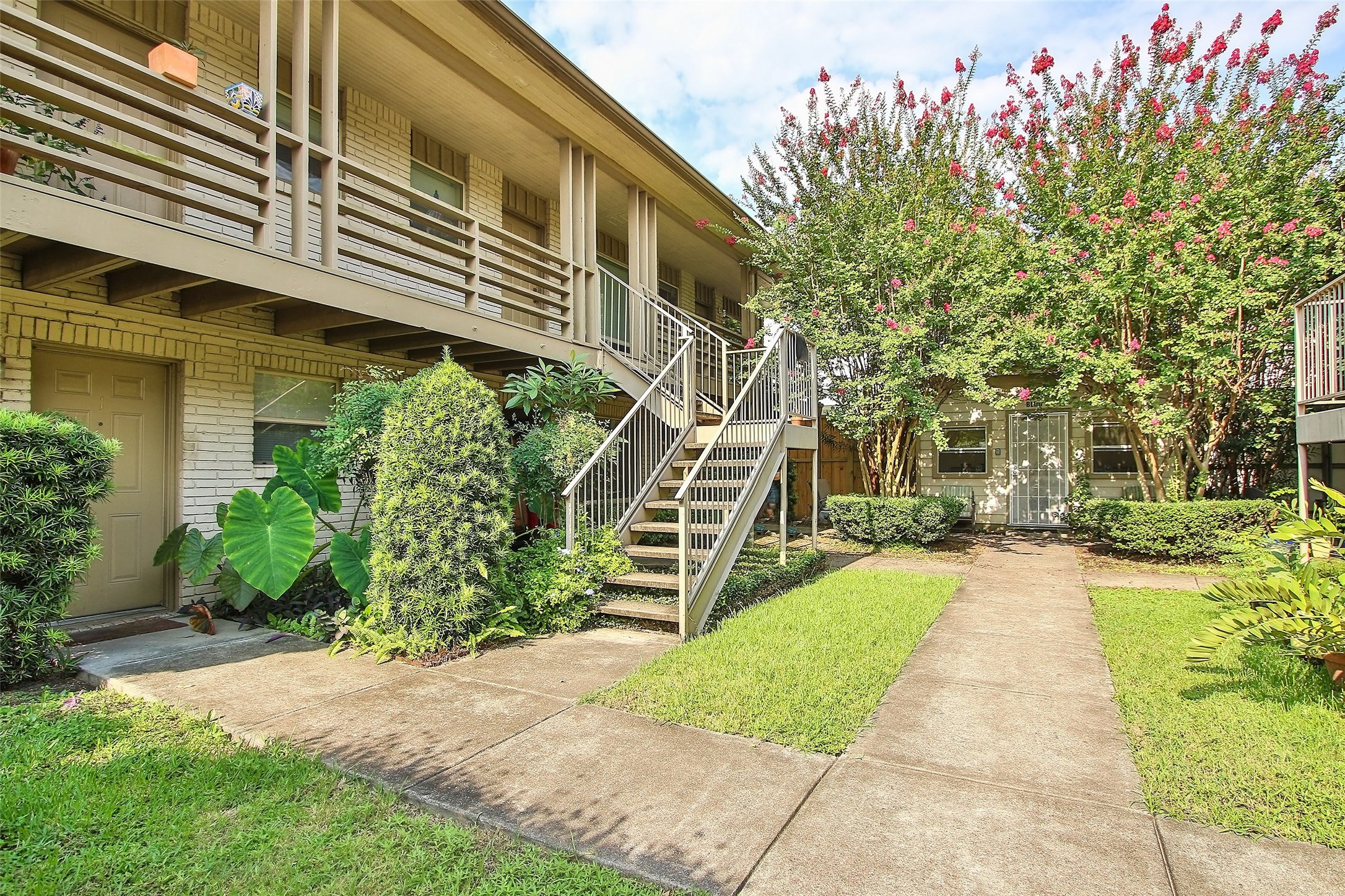 2212 Morse 4 Property Photo 20