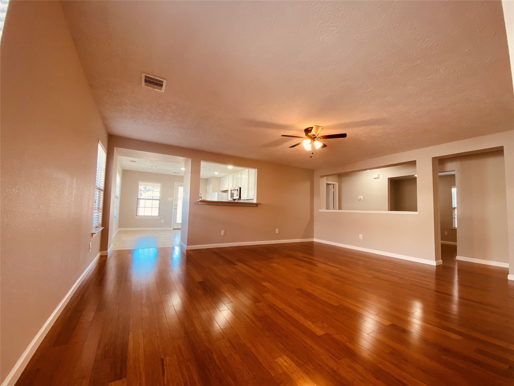 29206 Legends Valley Drive Property Photo 4