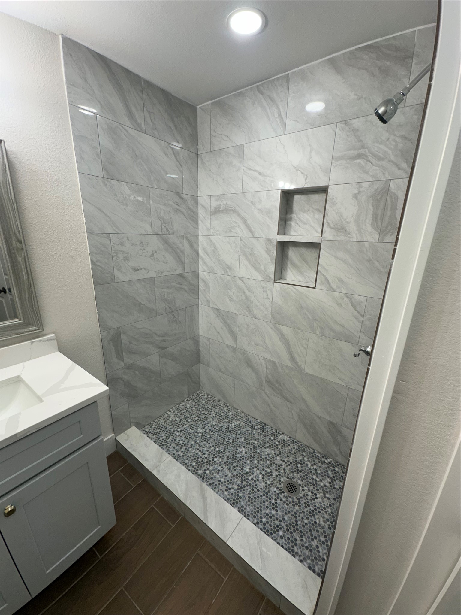 5924 Honeysuckle Drive Property Photo 11