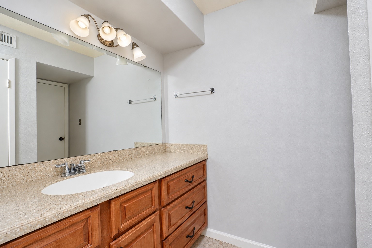 6602 Harbor Town Drive 304 Property Photo 17