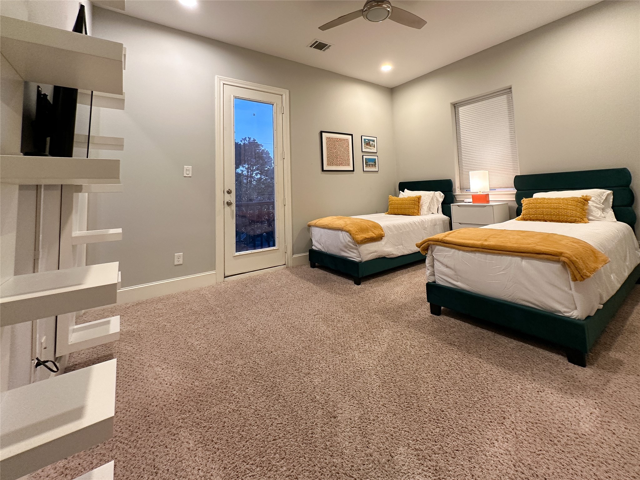 4535 Polk Street Property Photo 25