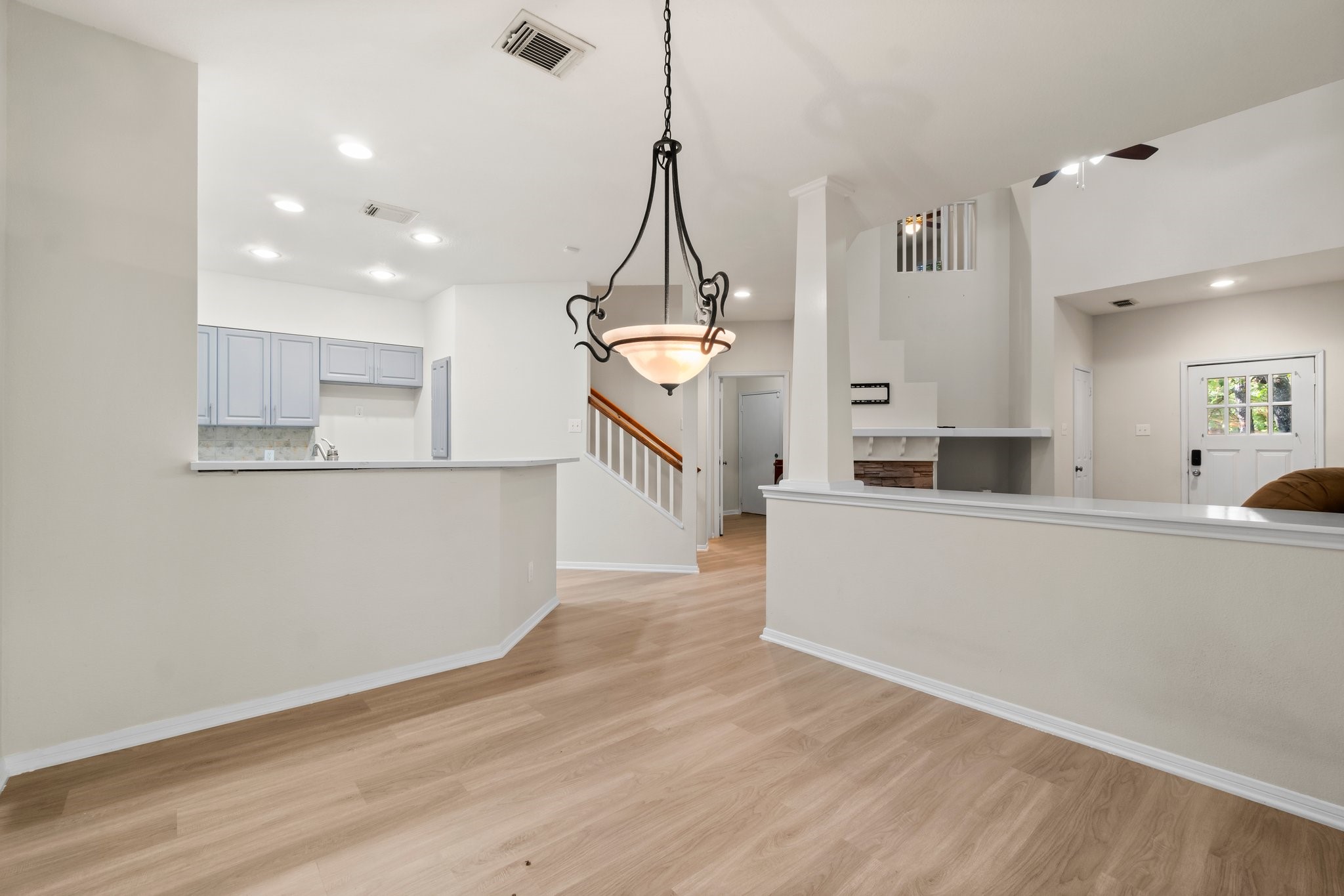 75 Scarlet Woods Court Property Photo 8