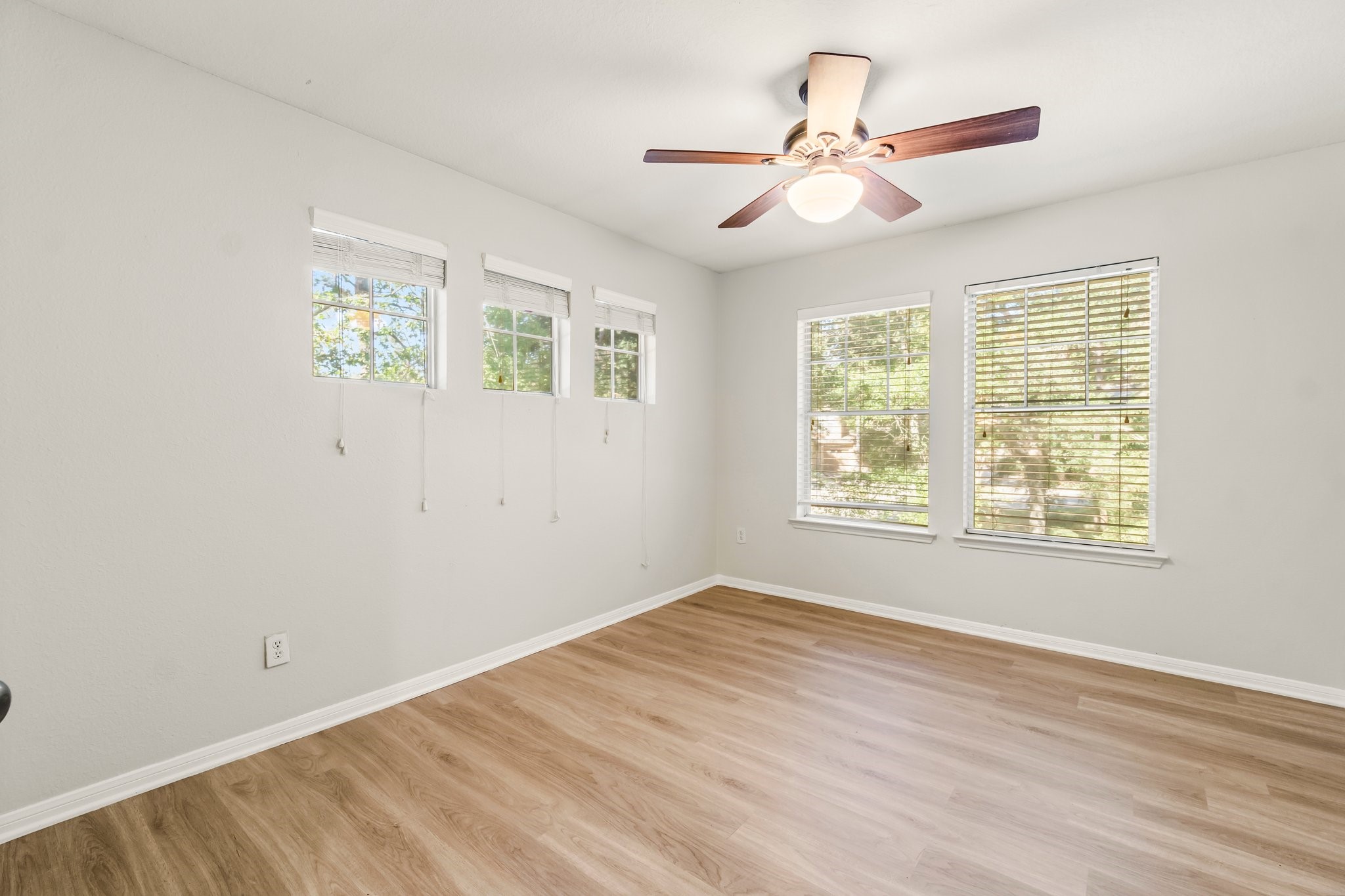 75 Scarlet Woods Court Property Photo 19
