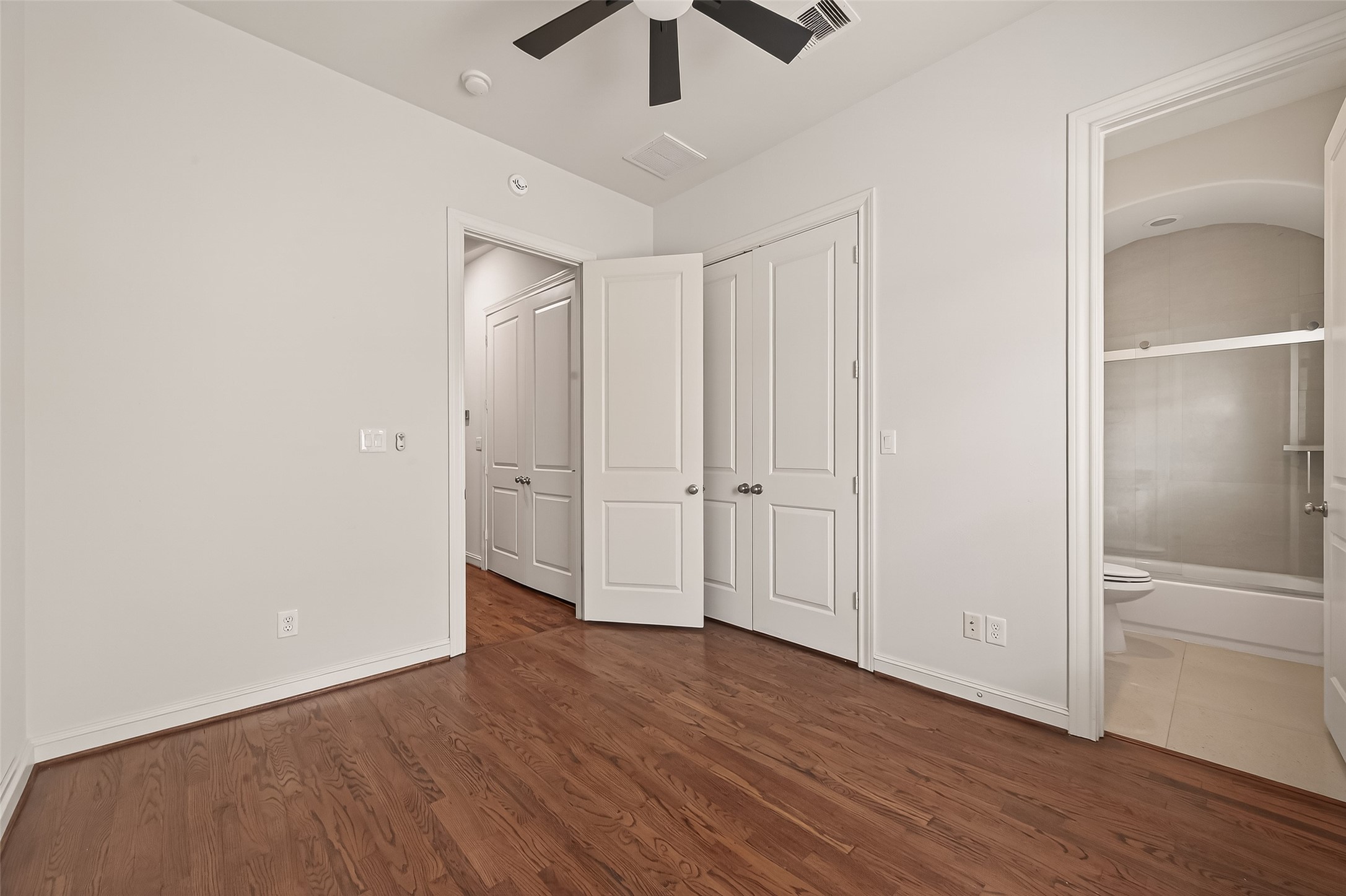 3217 Maxroy Street Property Photo 21