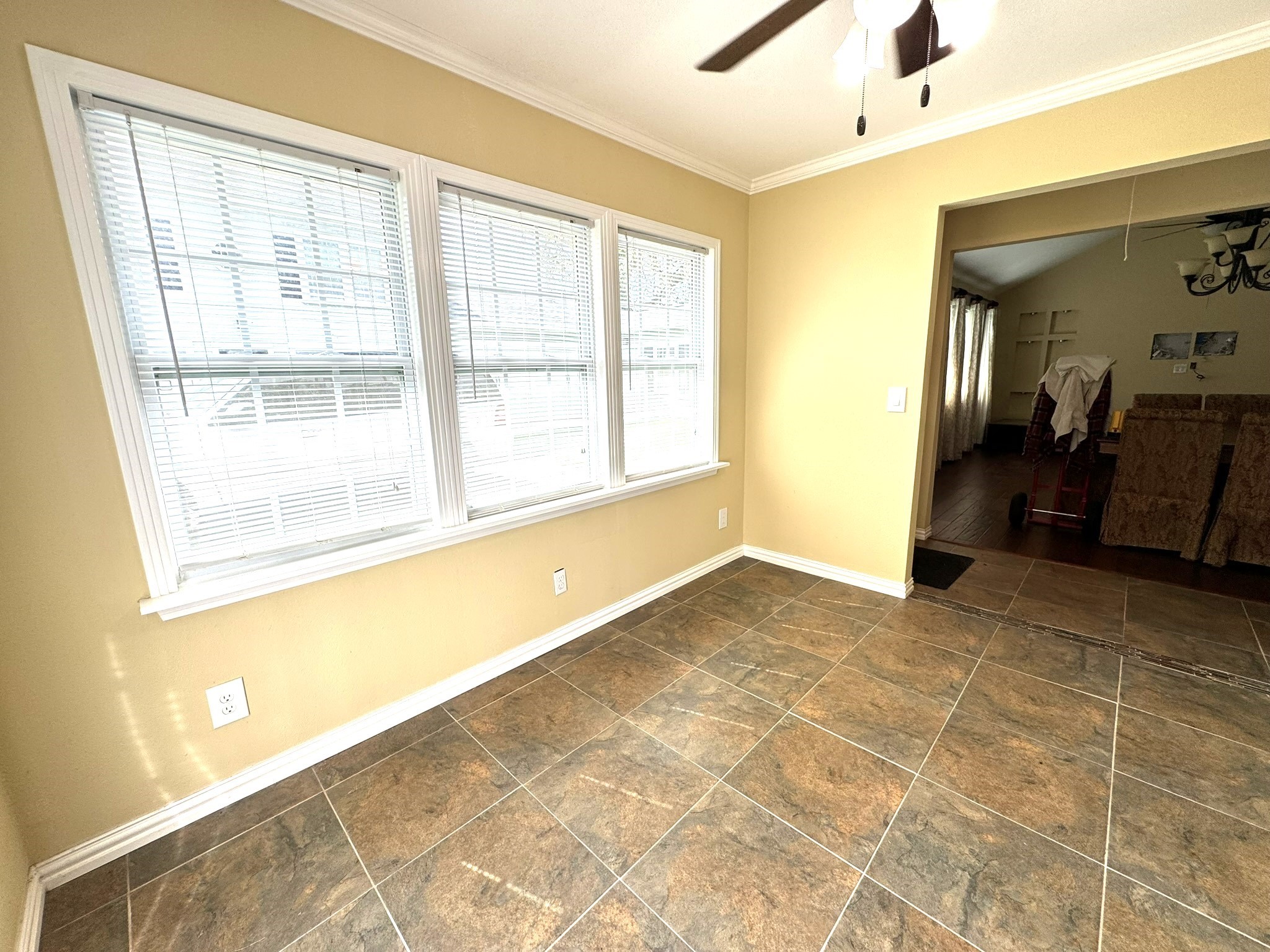 1315 N Fulton Street Property Photo 24