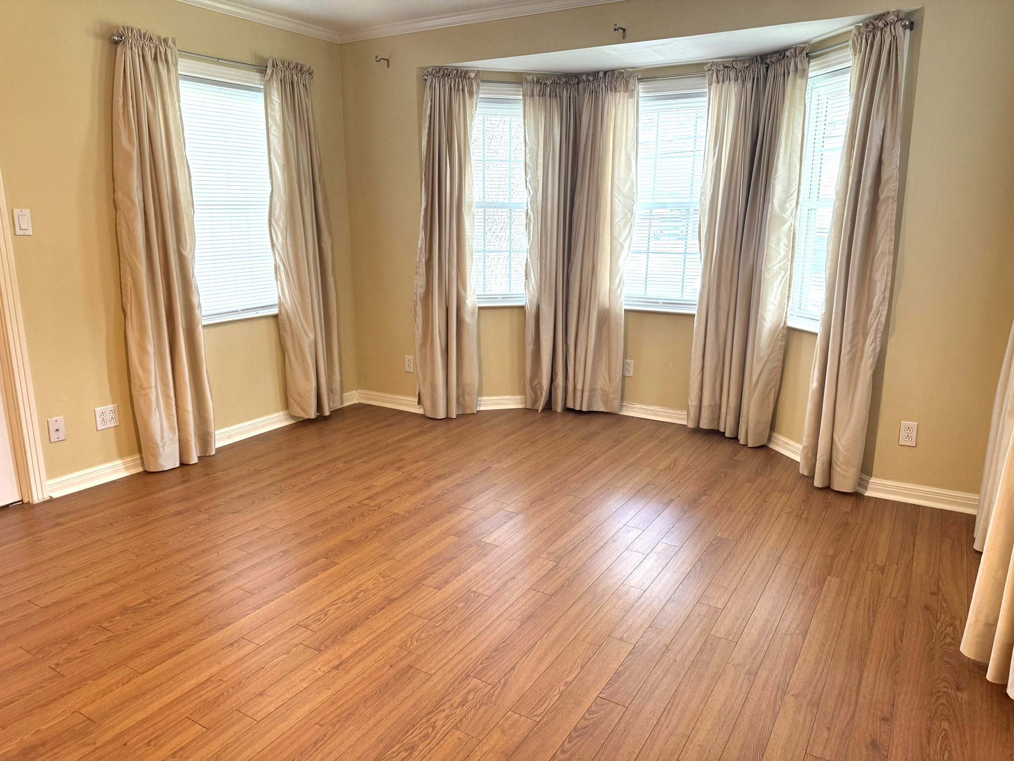 1315 N Fulton Street Property Photo 35