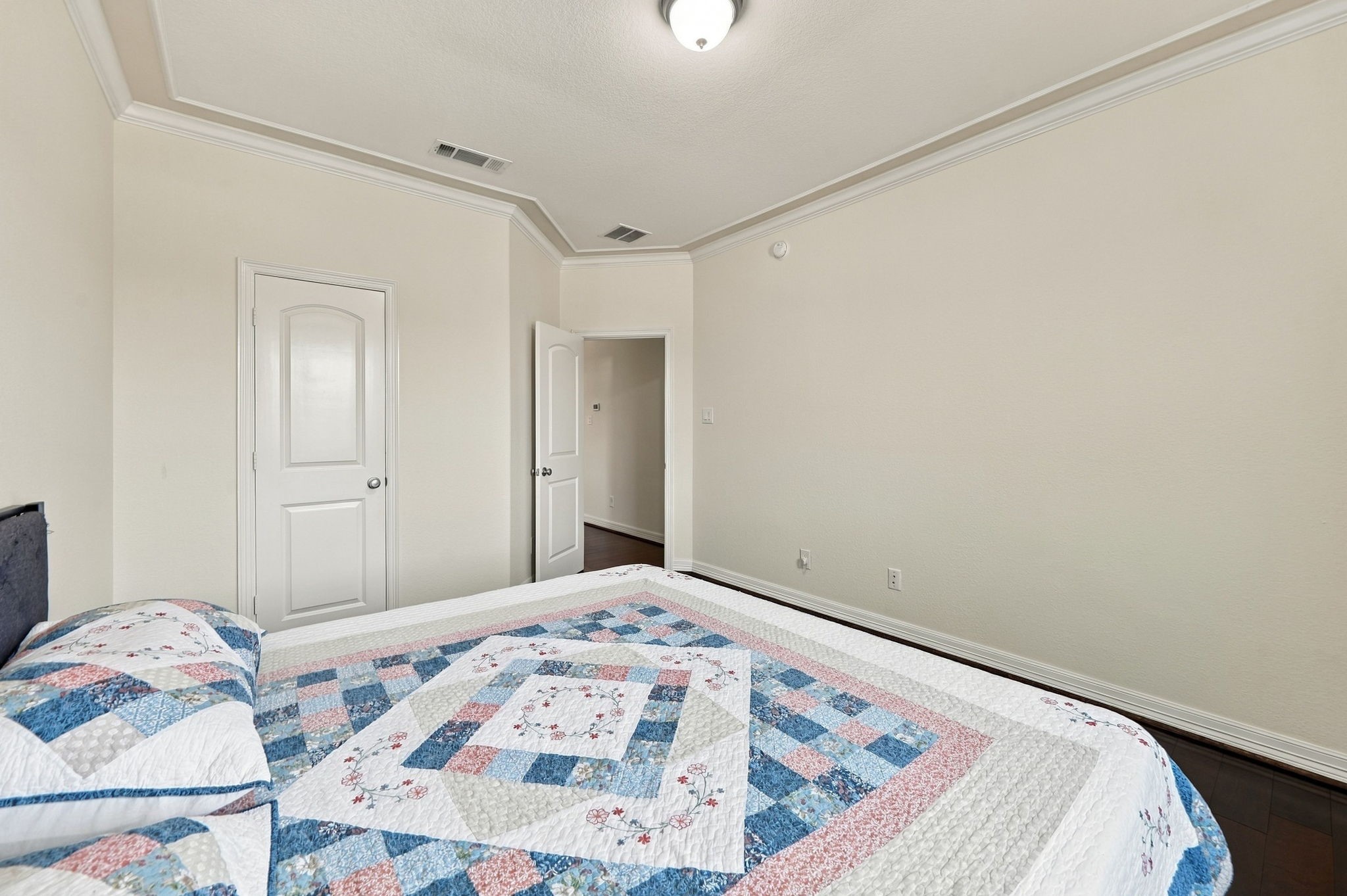5411 Oban Terrace Lane Property Photo 47