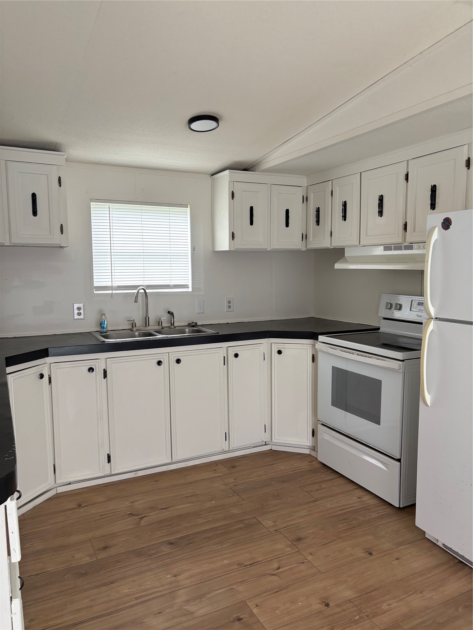 144 Lees Village Rd Road Property Photo 11