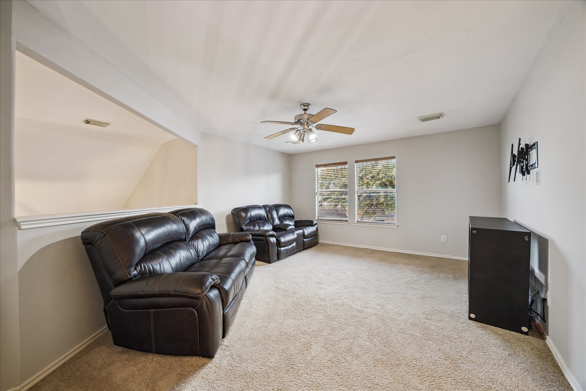 8503 Beacon Bend Lane Property Photo 12