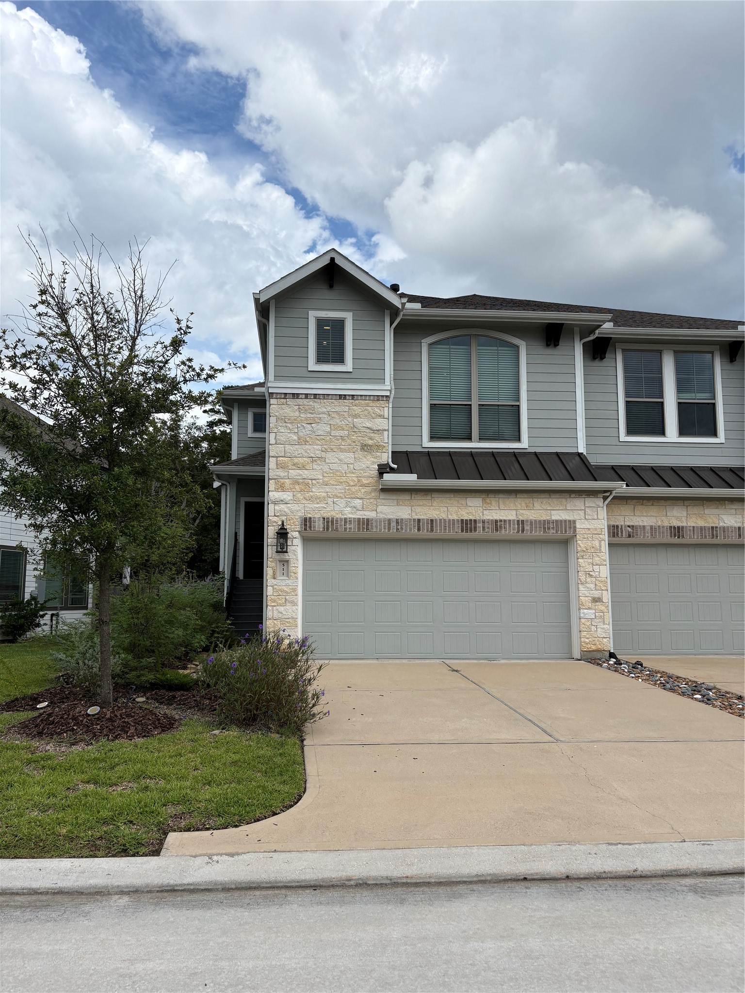 511 Long Leaf Pine Drive Property Photo 1