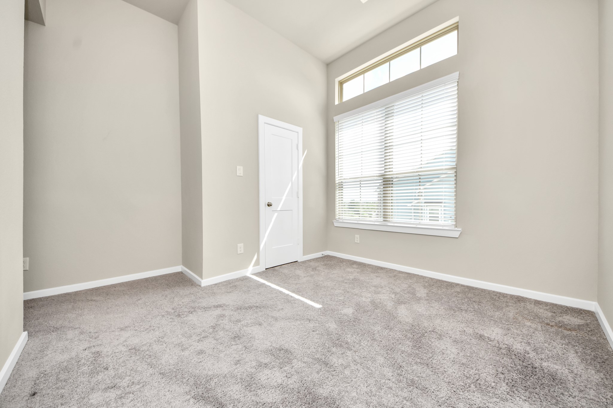 9746 Soto Street Property Photo 25