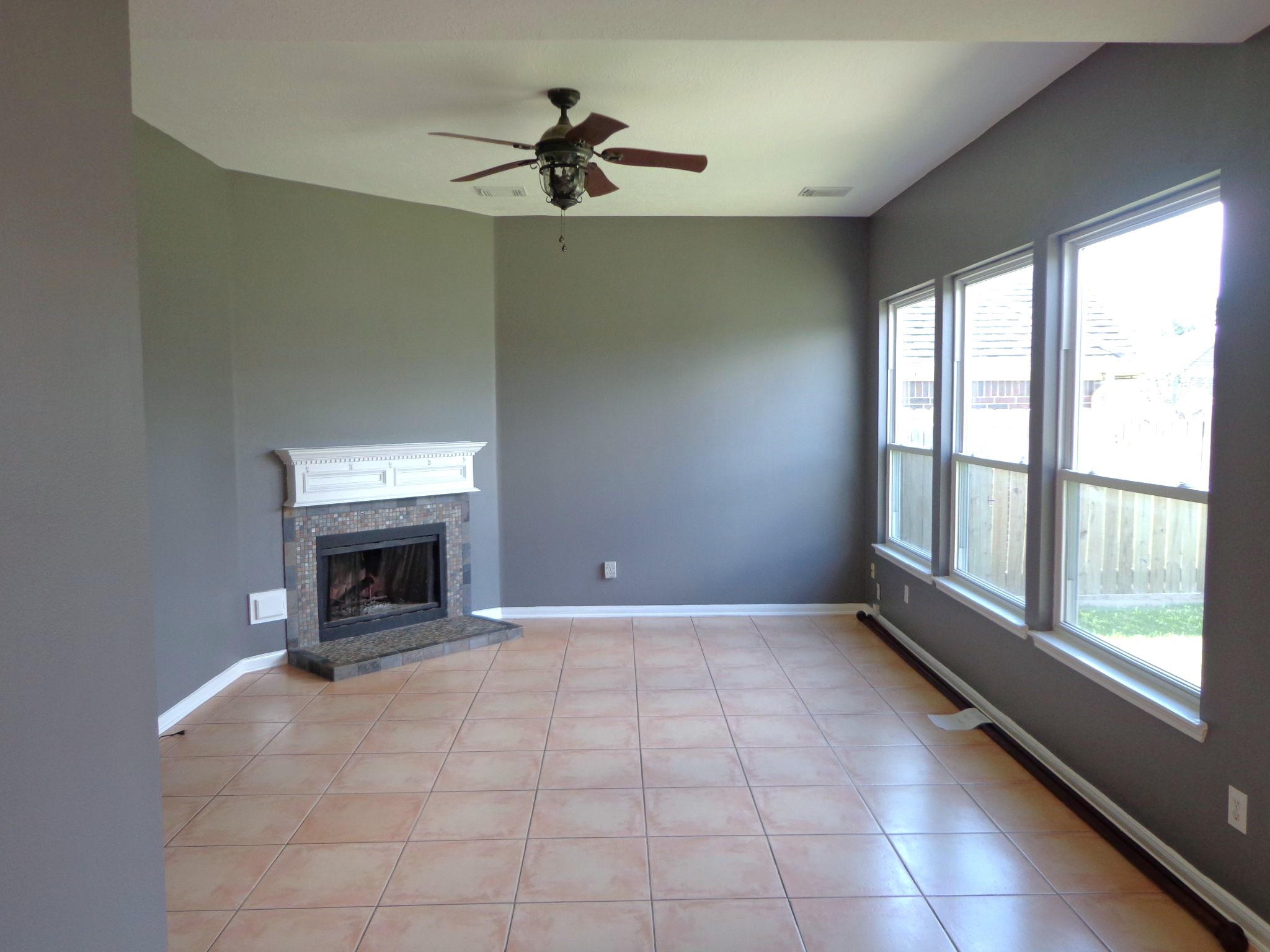 1602 Emerald Lake Court Property Photo 9