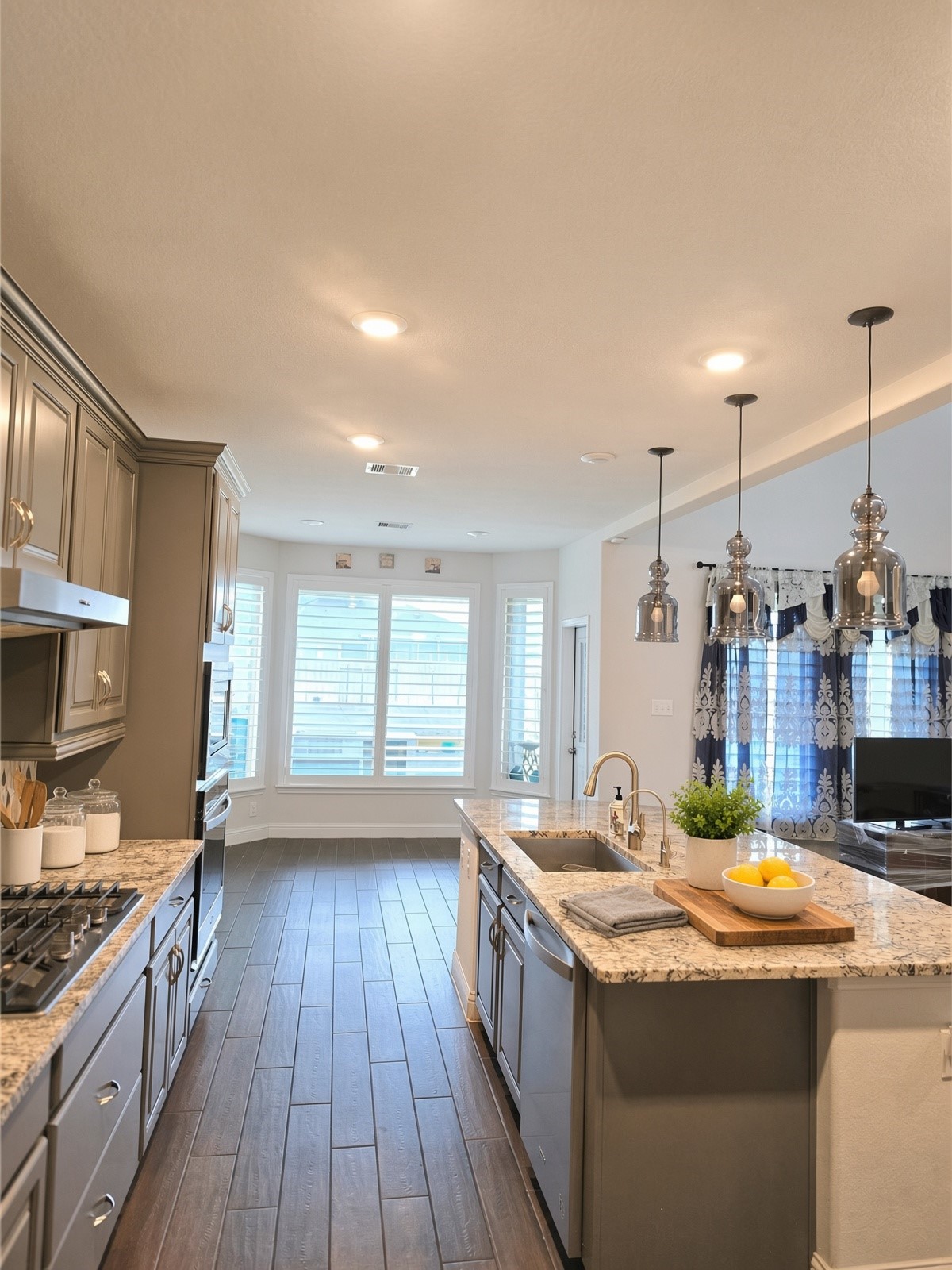 4835 Evergreen Hills Drive Property Photo 11