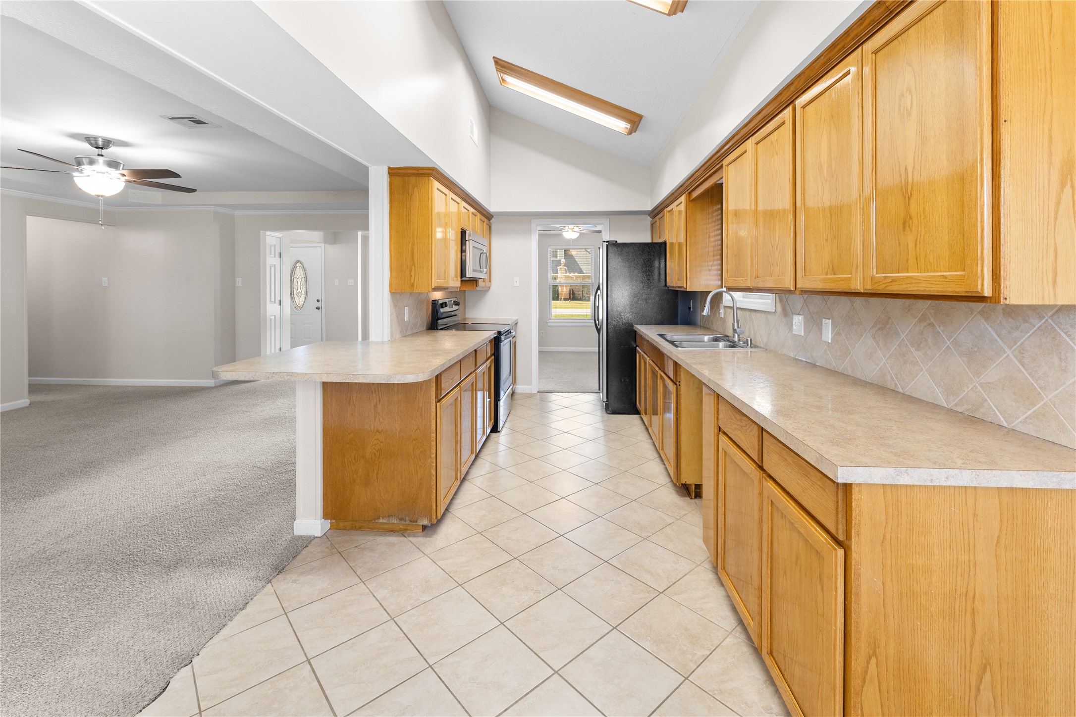 2117 Whatley Drive Property Photo 4