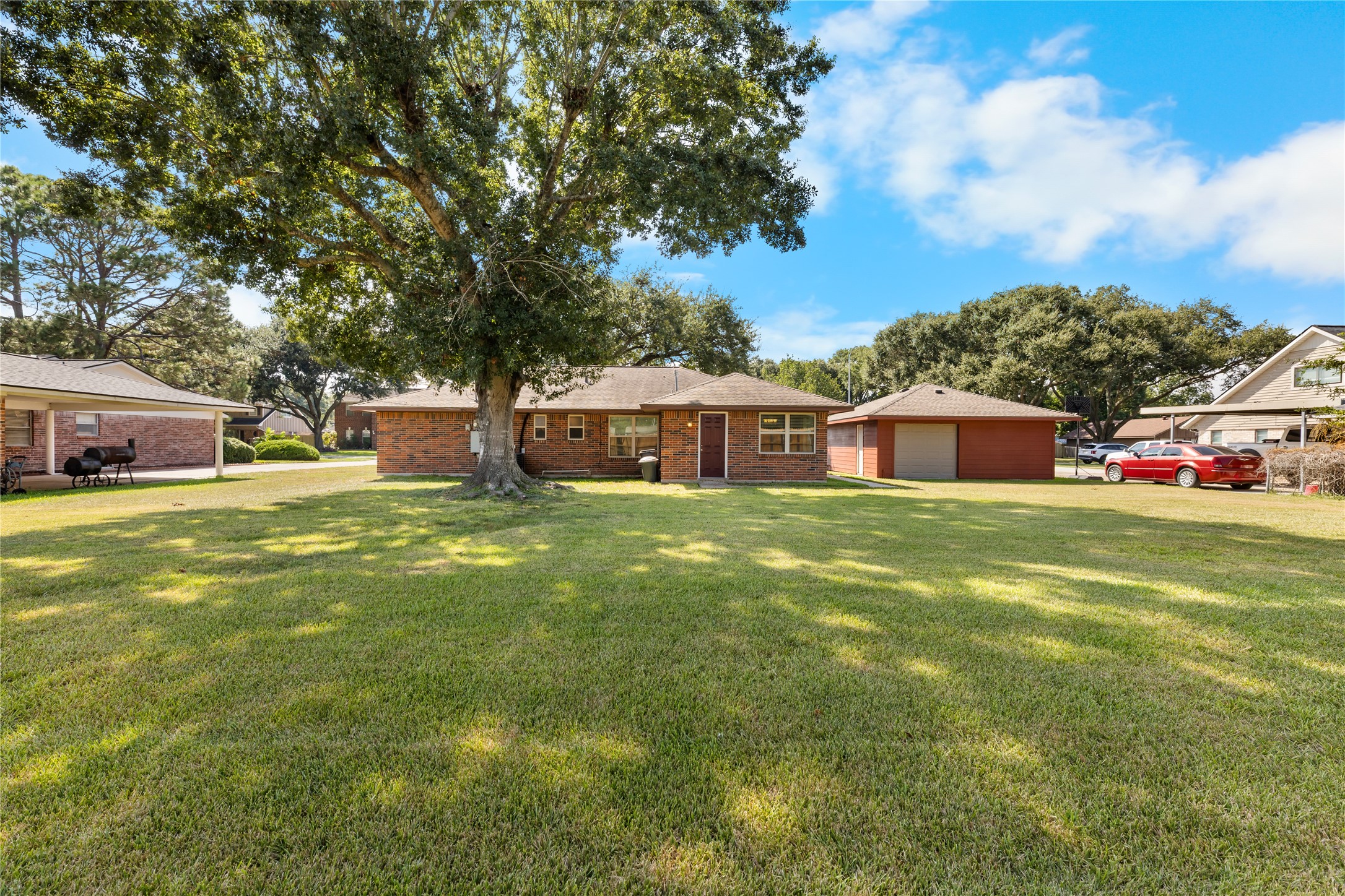 2117 Whatley Drive Property Photo 5