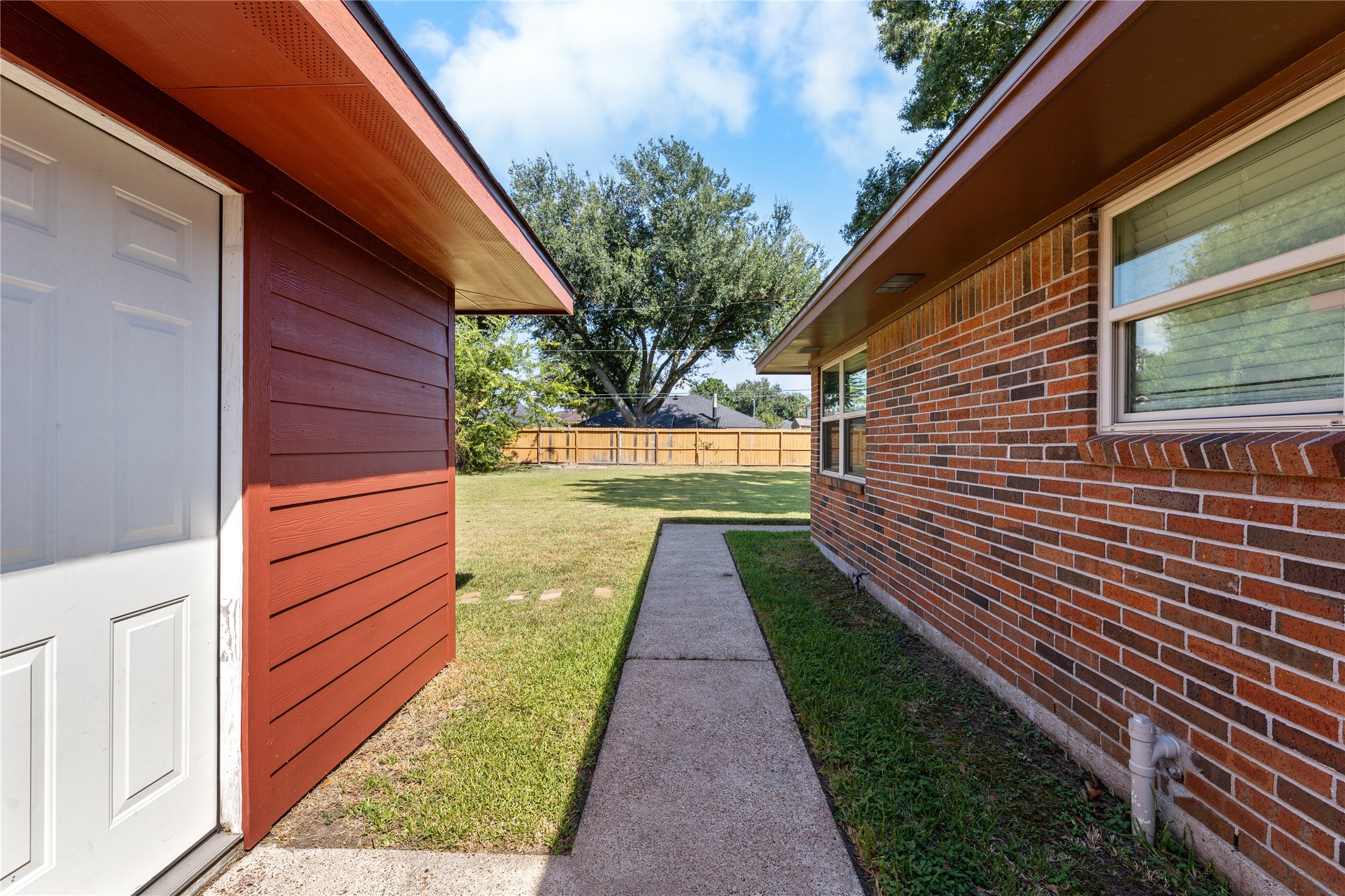 2117 Whatley Drive Property Photo 32