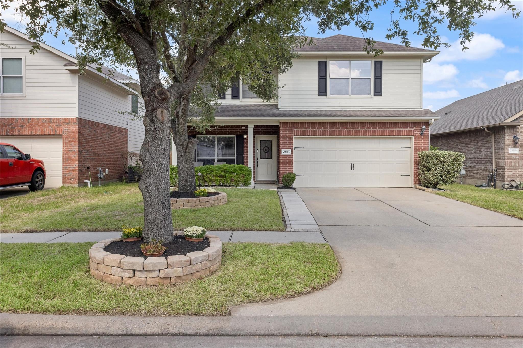 20514 Rustic Rail Court Property Photo 2