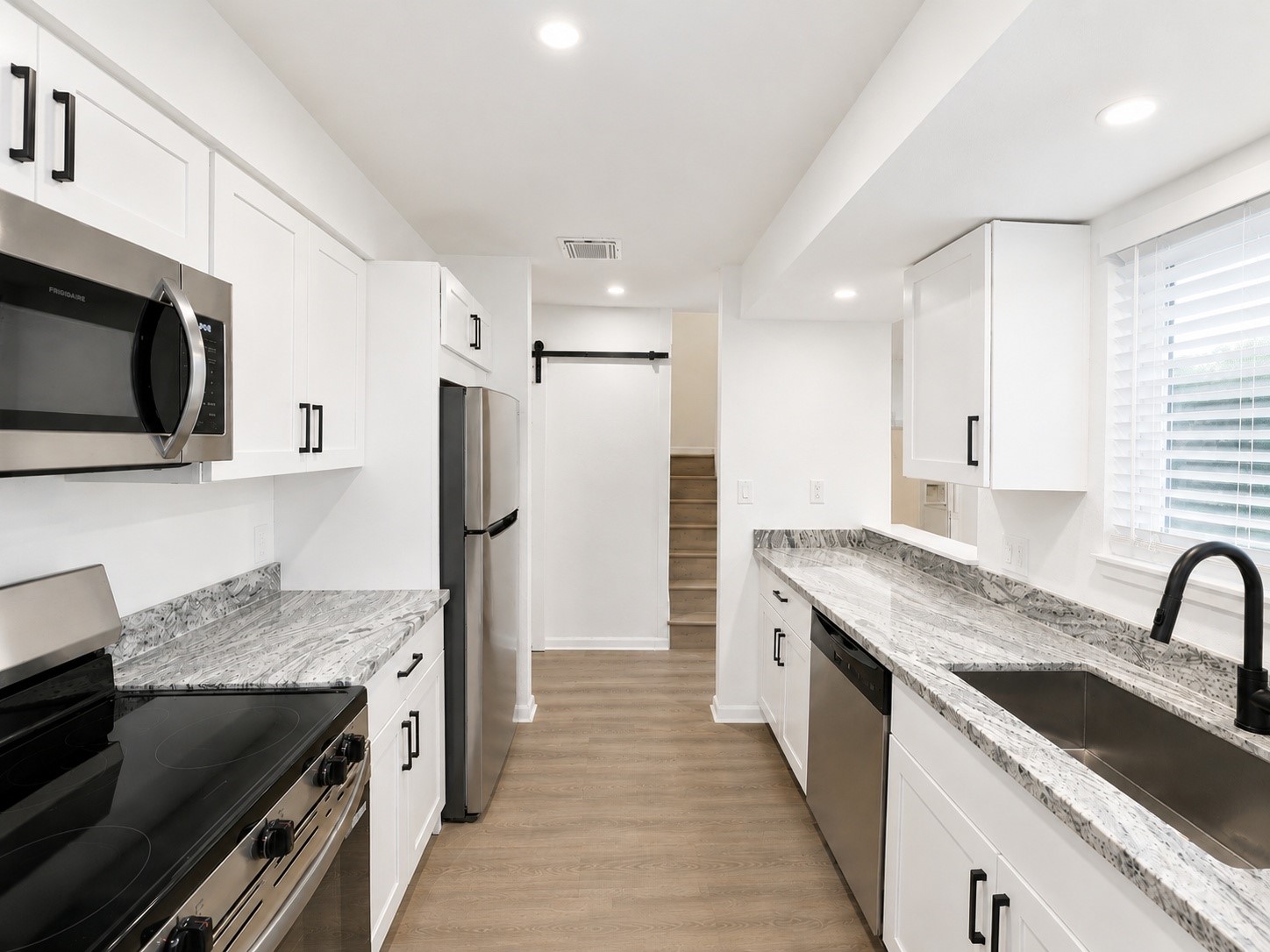 16508 Space Center Boulevard Property Photo 7