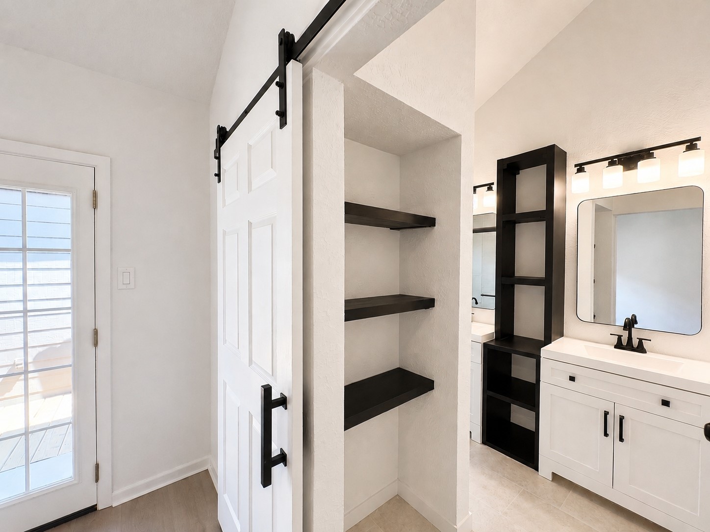 16508 Space Center Boulevard Property Photo 15