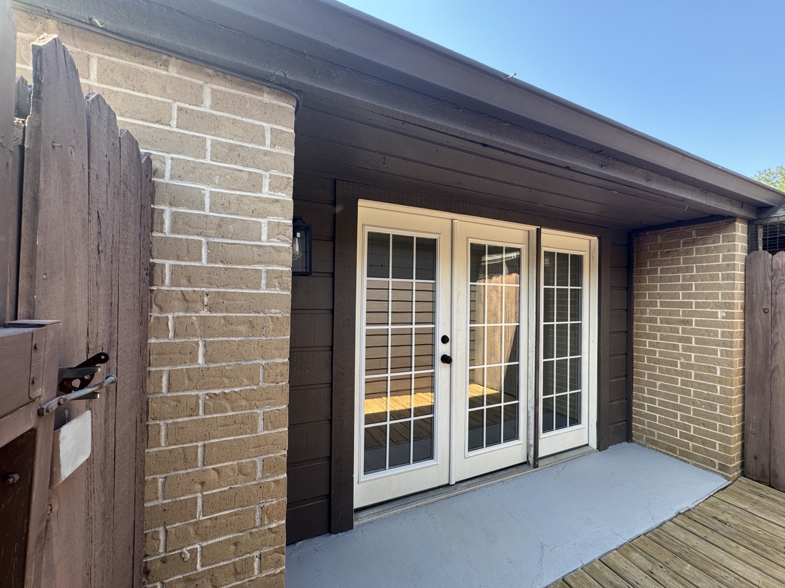 16508 Space Center Boulevard Property Photo 29