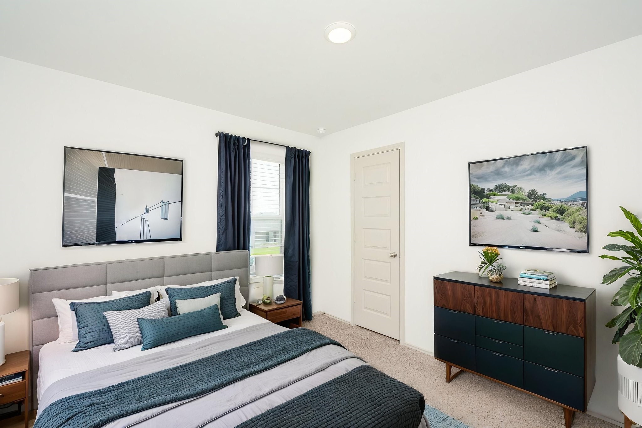 1811 Laguna Way Property Photo 12