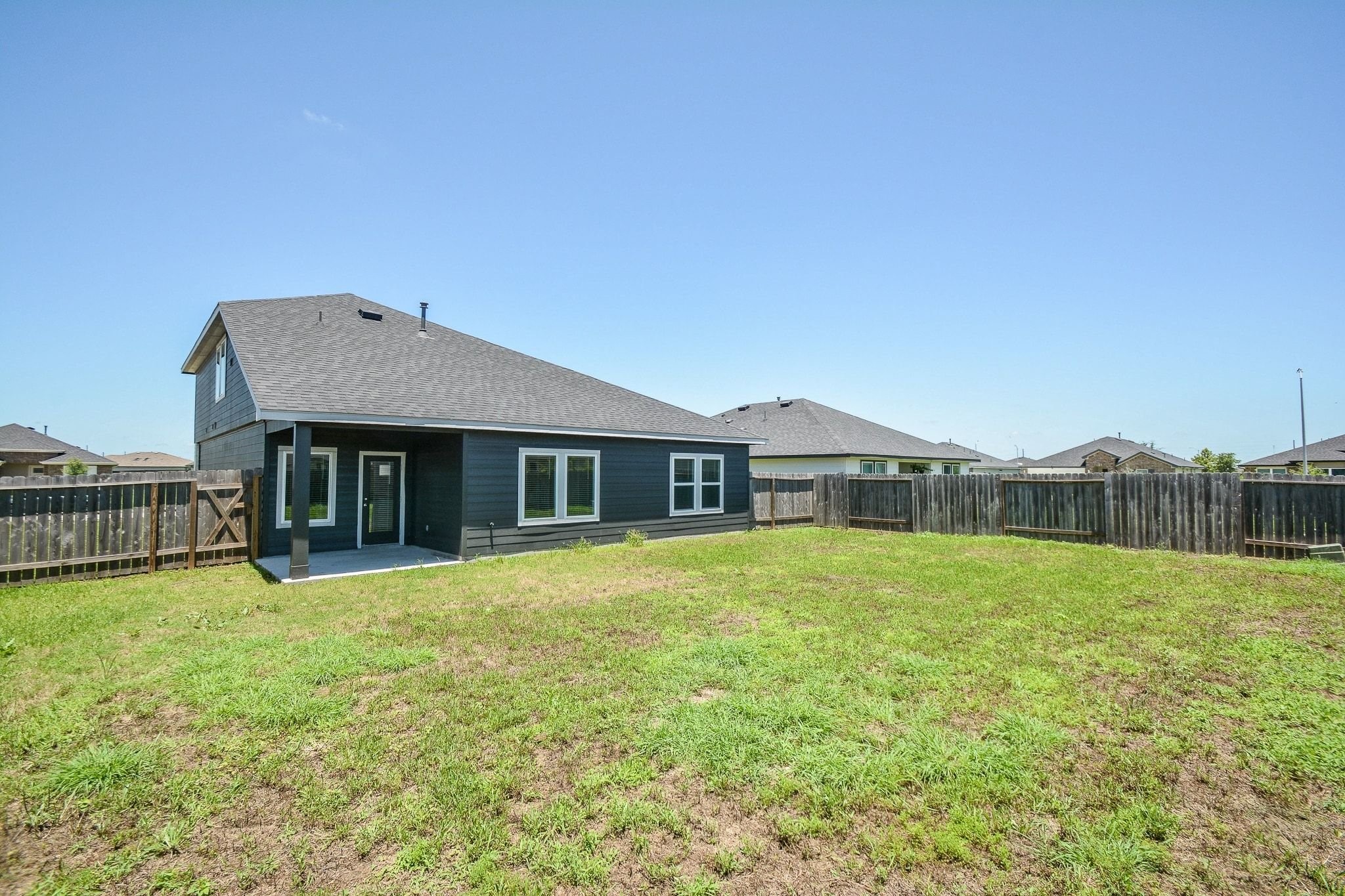 1811 Laguna Way Property Photo 15
