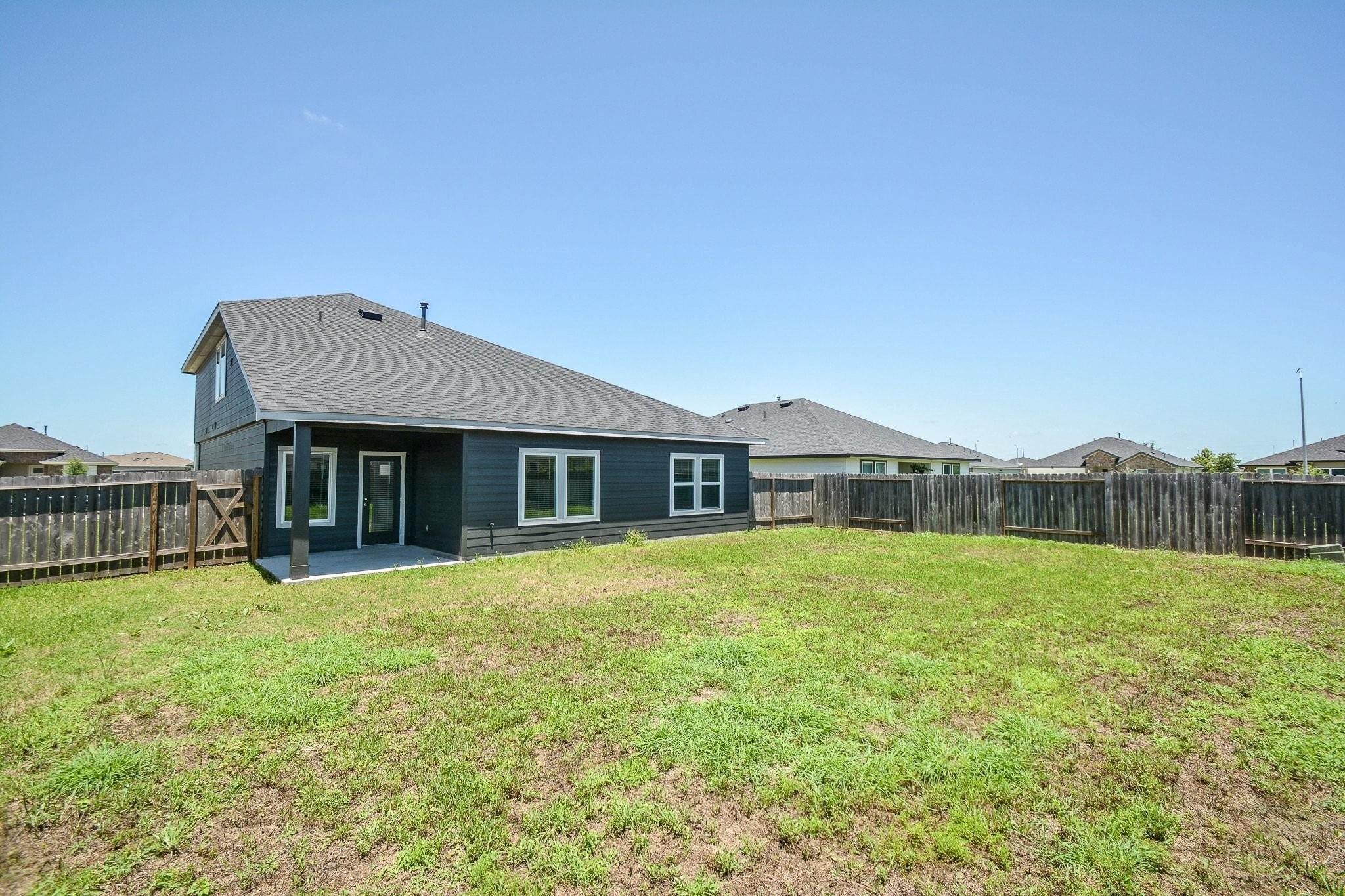 1811 Laguna Way Property Photo 15