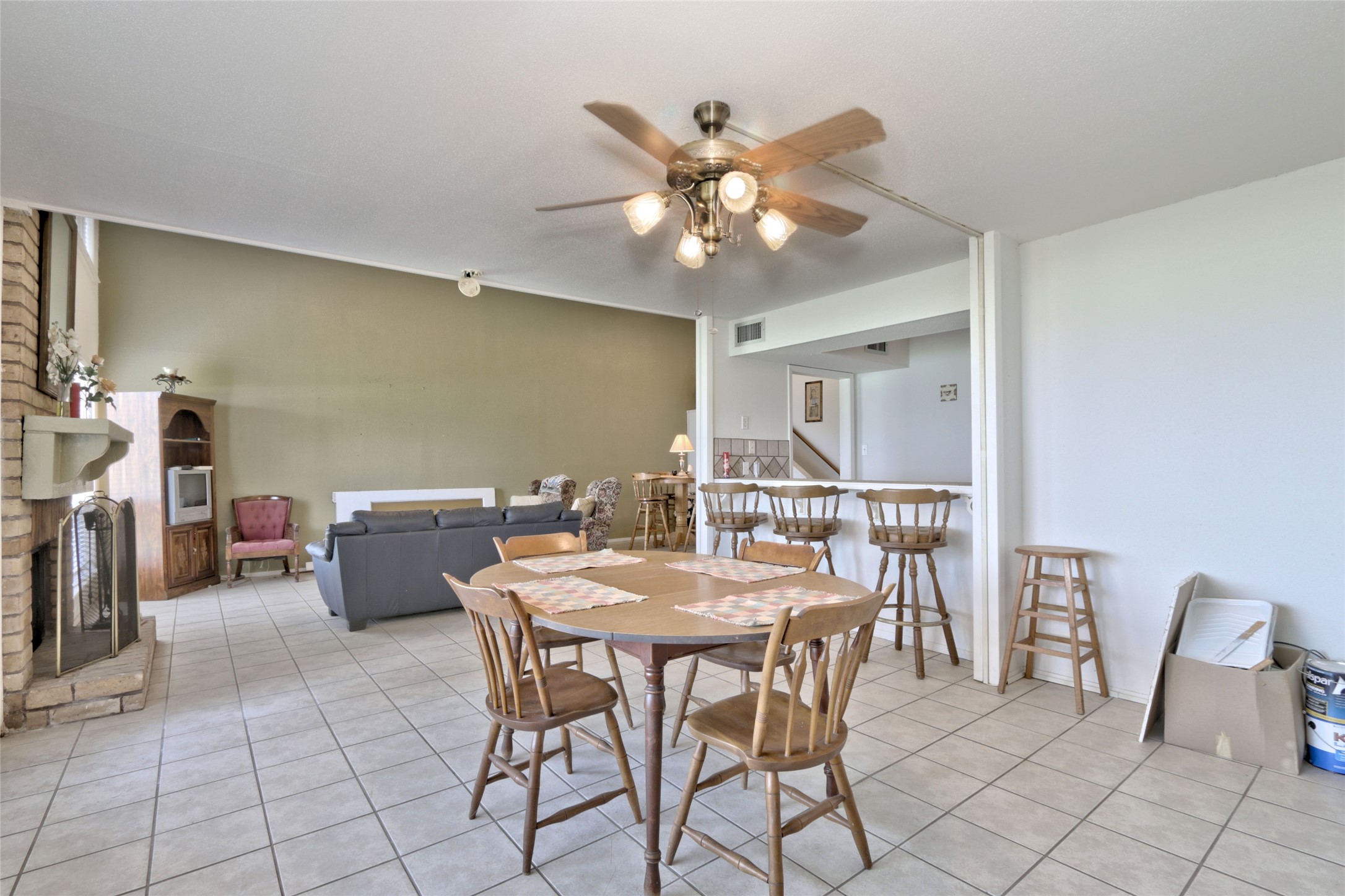 100 Edgewater Drive 31 Property Photo 16