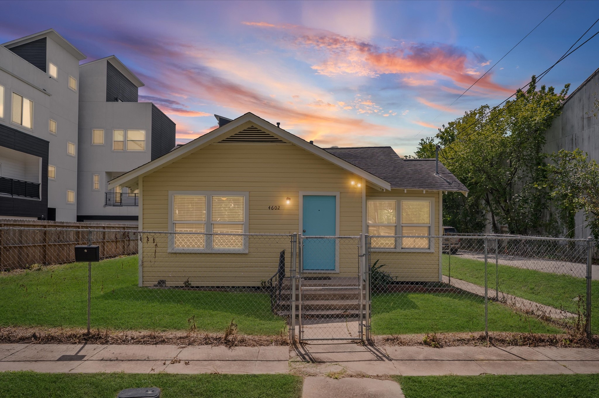 4602 Coke Street Property Photo 1