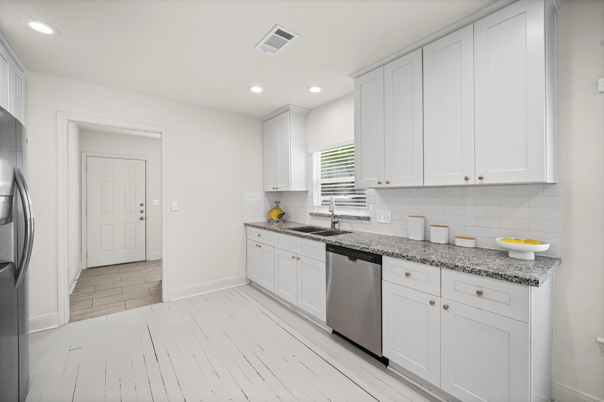 4602 Coke Street Property Photo 6