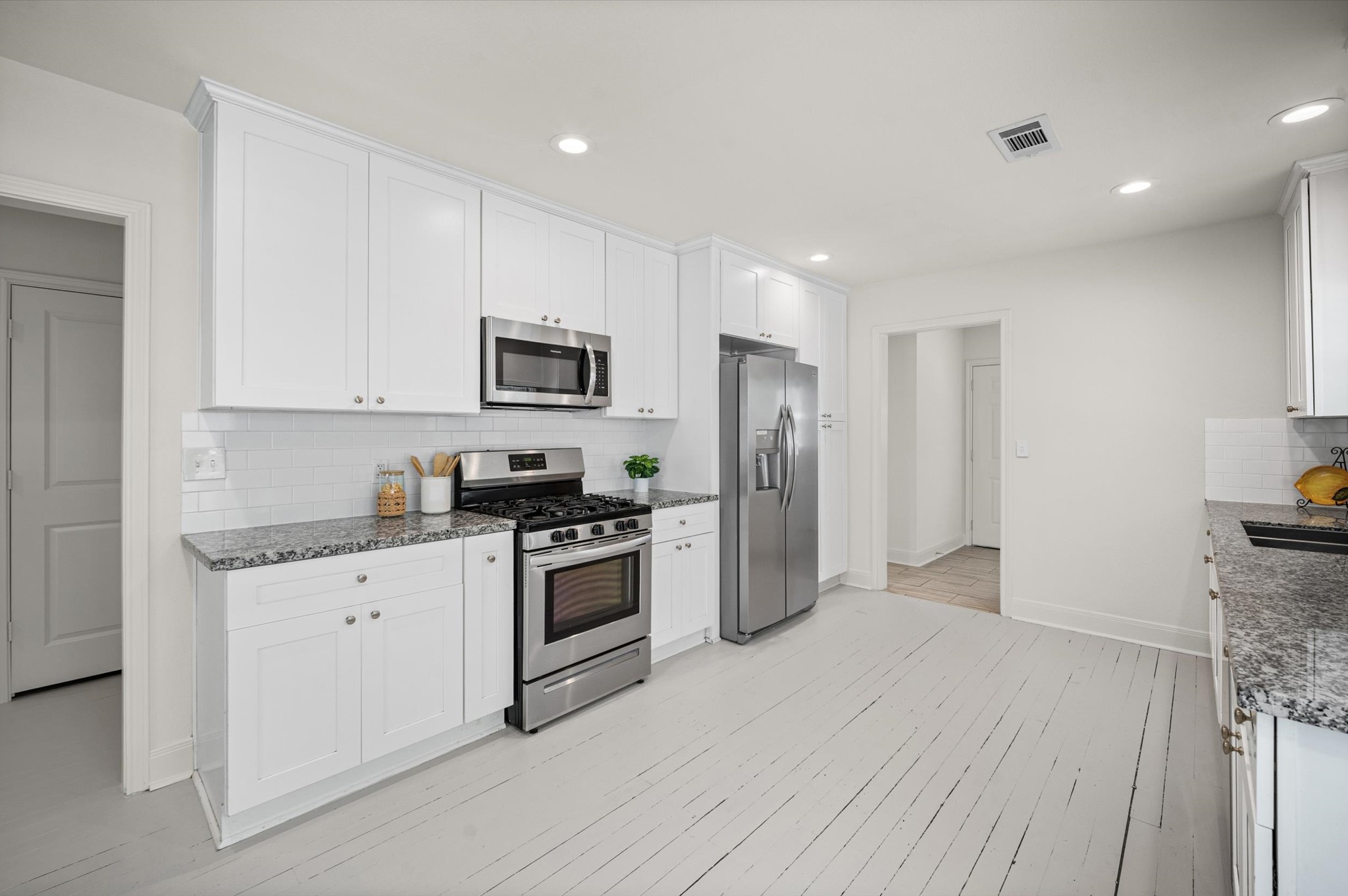 4602 Coke Street Property Photo 7