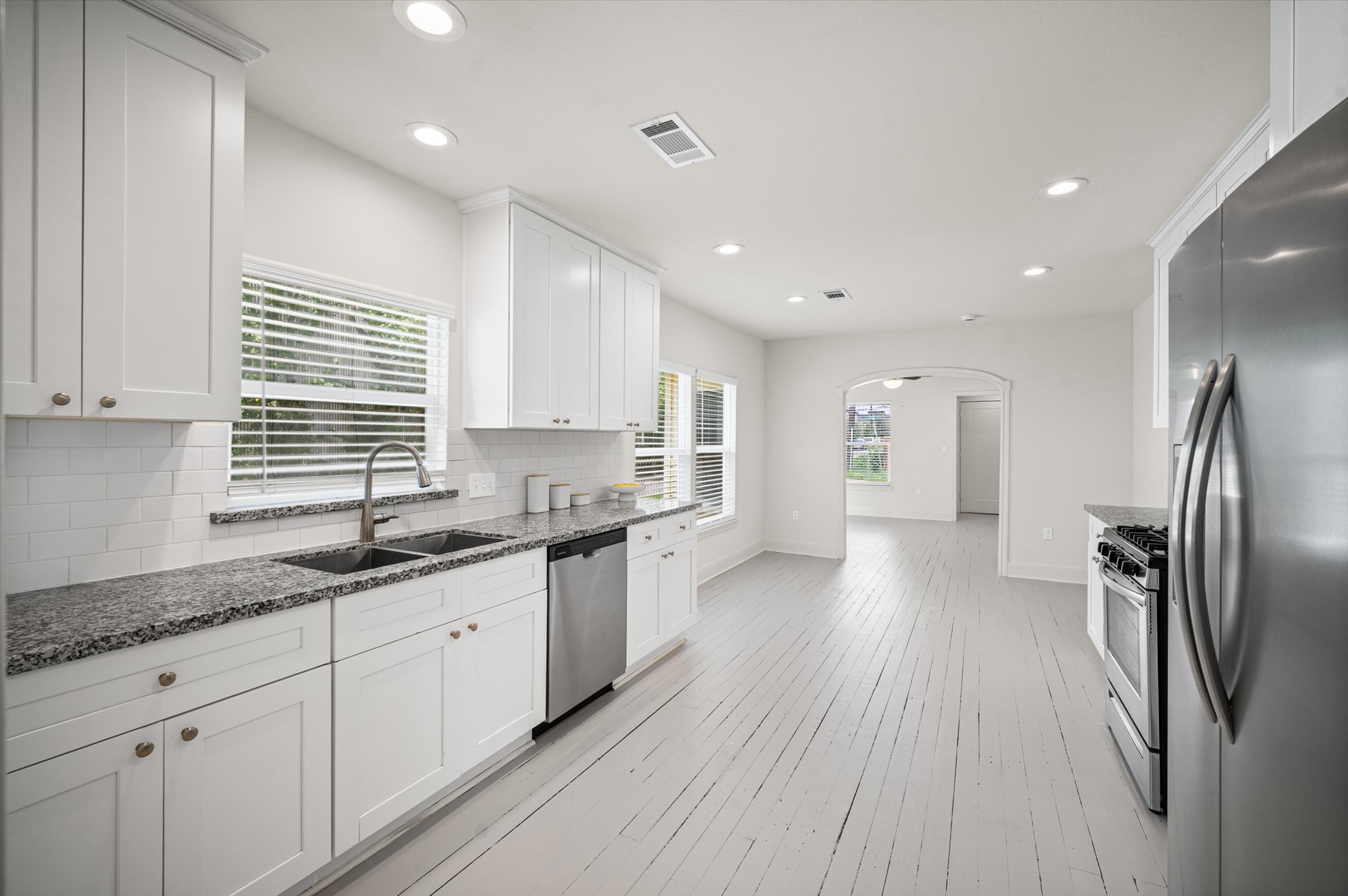 4602 Coke Street Property Photo 8